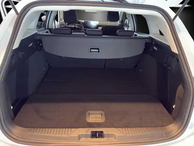 Ford Focus view 13