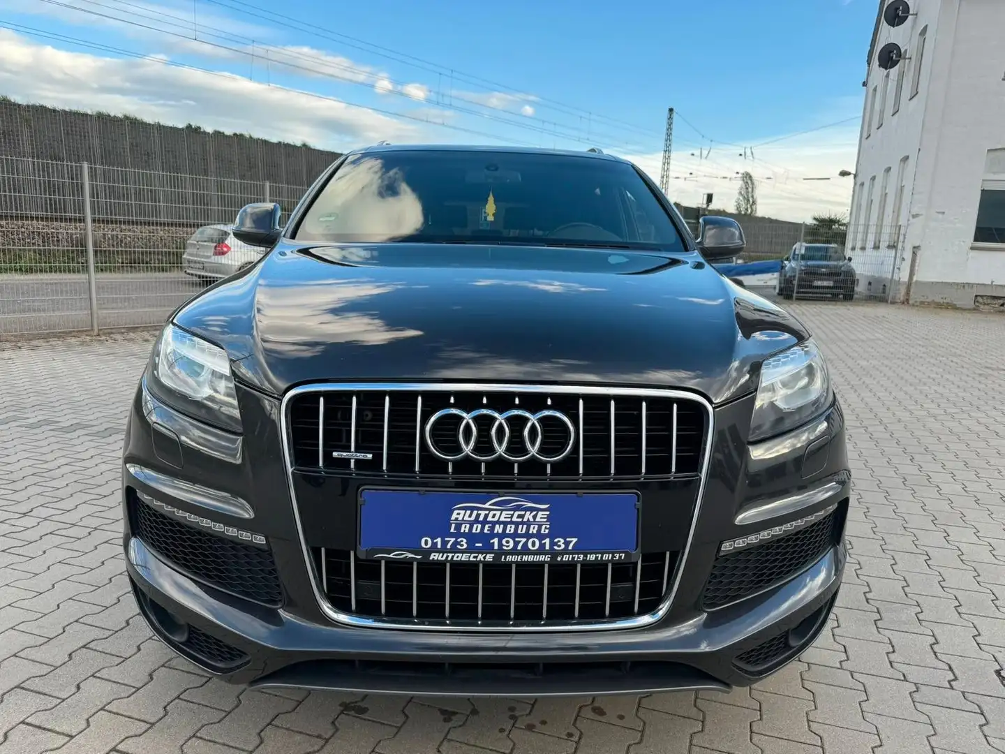 Audi Q7 3.0 TDI quattro Szary - 2