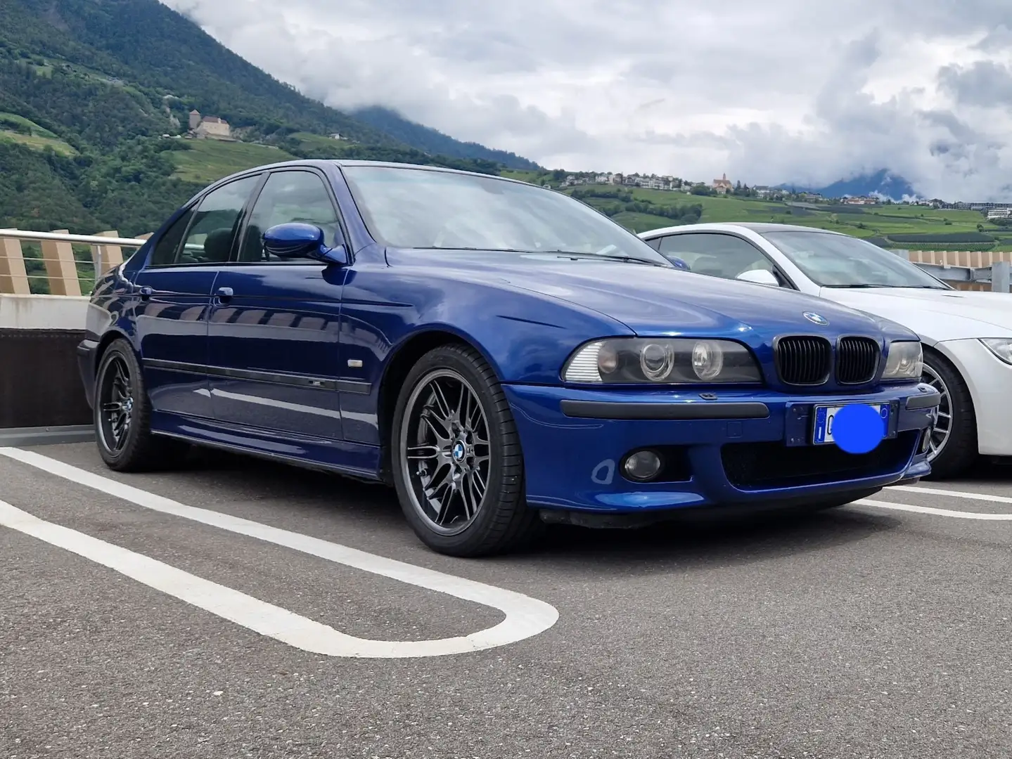 BMW M5 Modrá - 2