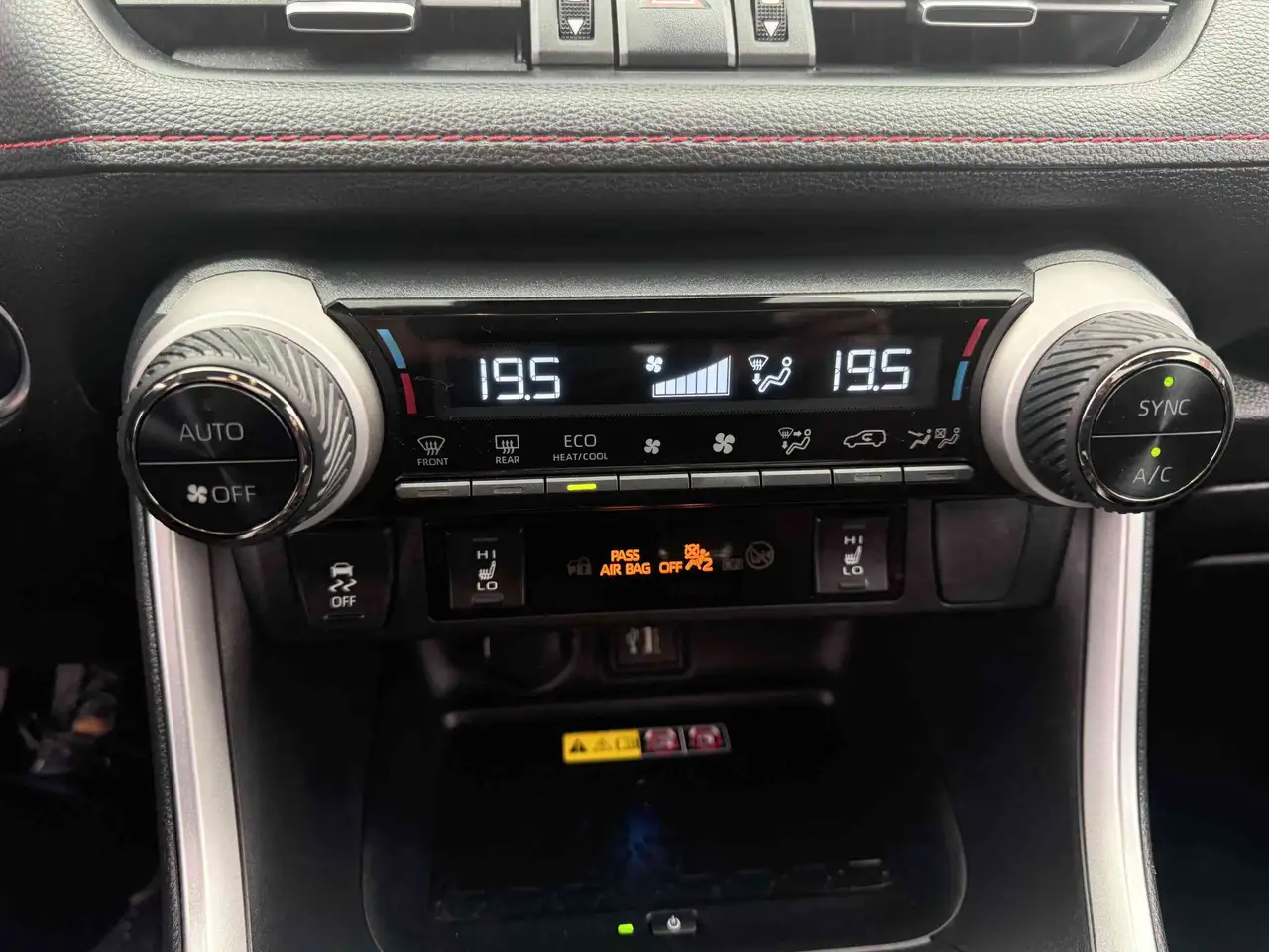 Toyota RAV 4 Prime снимка Toyota RAV 4 Prime