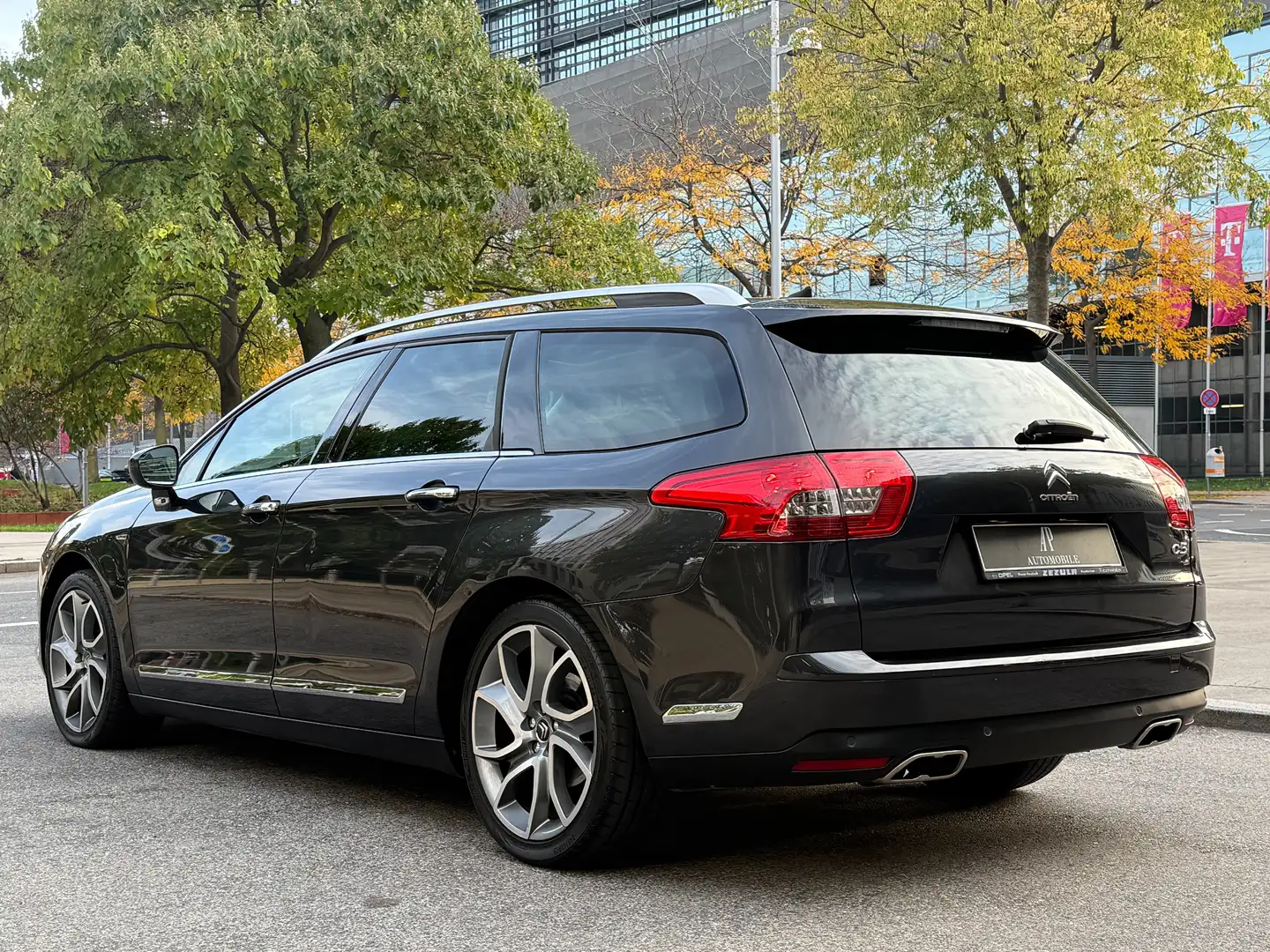 Citroen C5 C5 Tourer BlueHDi 180 EAT6 Exclusive AUTOMATIK Gris - 2