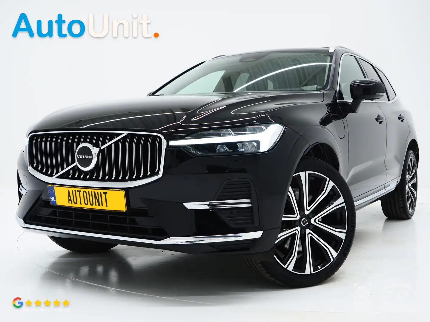 Volvo XC60 2.0 Recharge T8 AWD Inscription *Facelift* | Panor Zwart - 1