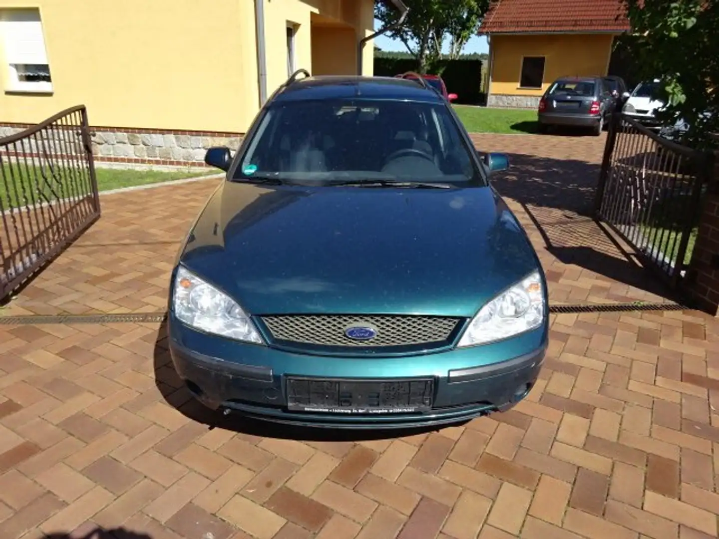Ford Mondeo Mondeo 1.8 Turnier Trend + ohne TüV + Grün - 2