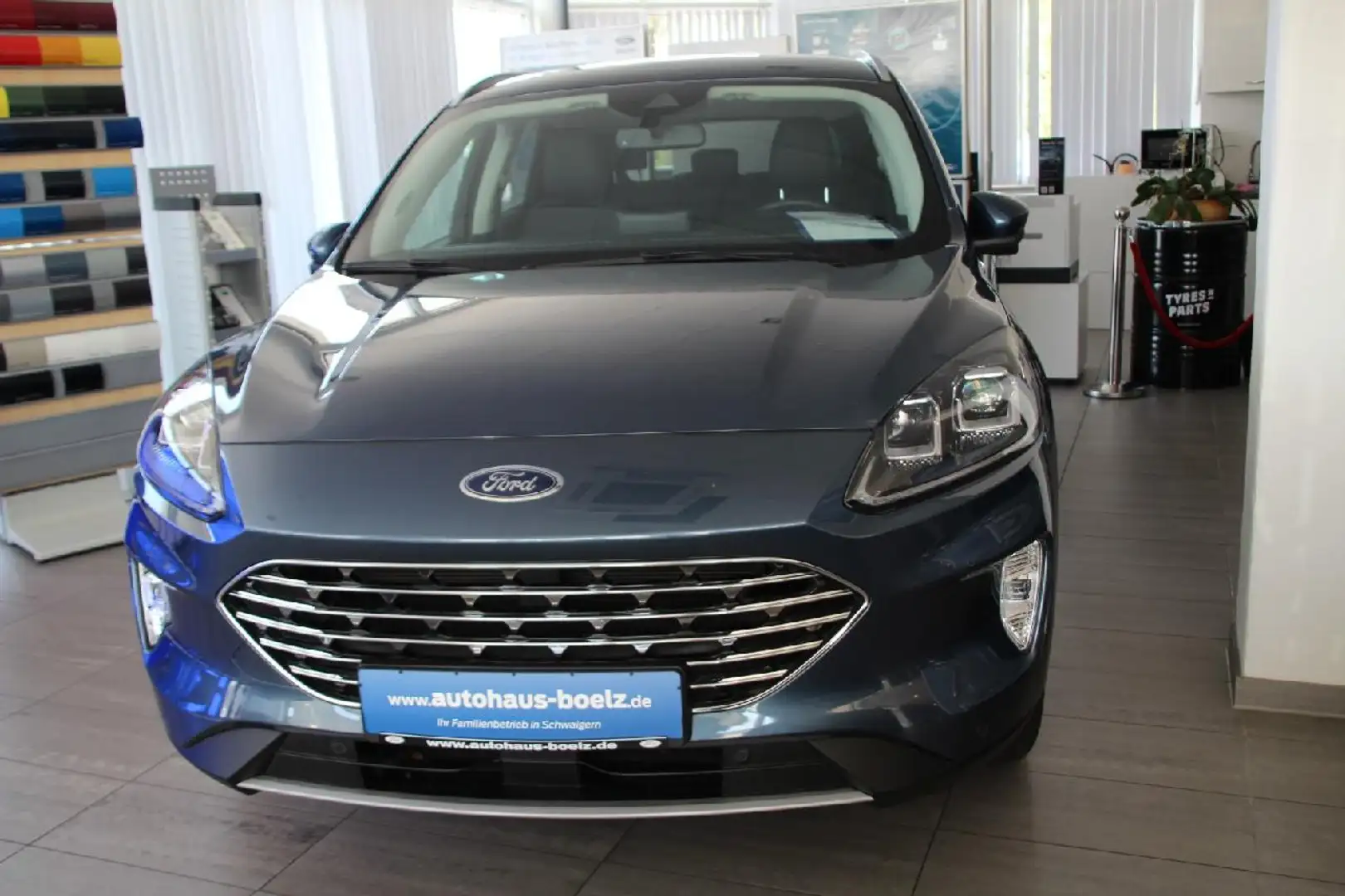 Ford Kuga Plug-In Hybrid Titanium X Bleu - 1