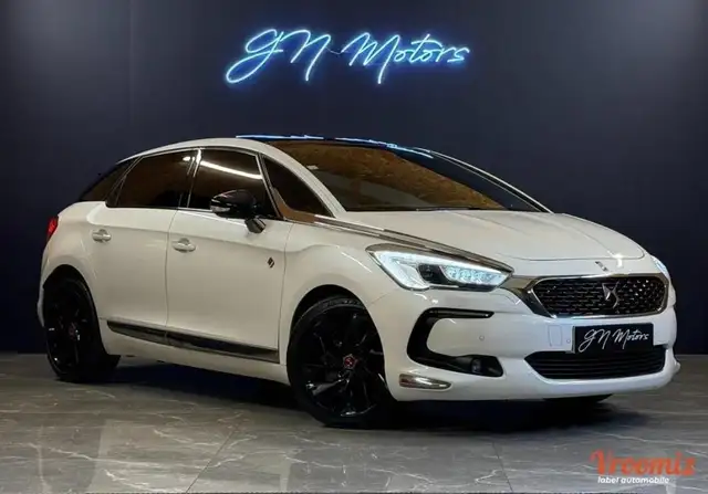 DS Automobiles DS 5 2.0 BLUEHDI 180 PERFORMANCE LINE EAT BVA Suivi Complet Garantie 12 mois