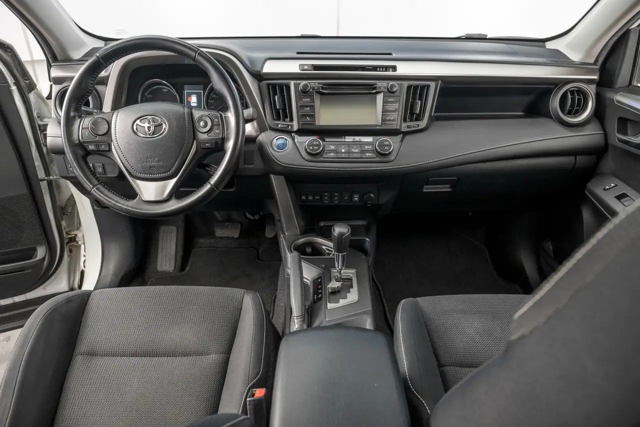 Toyota RAV 4 снимка Toyota RAV 4