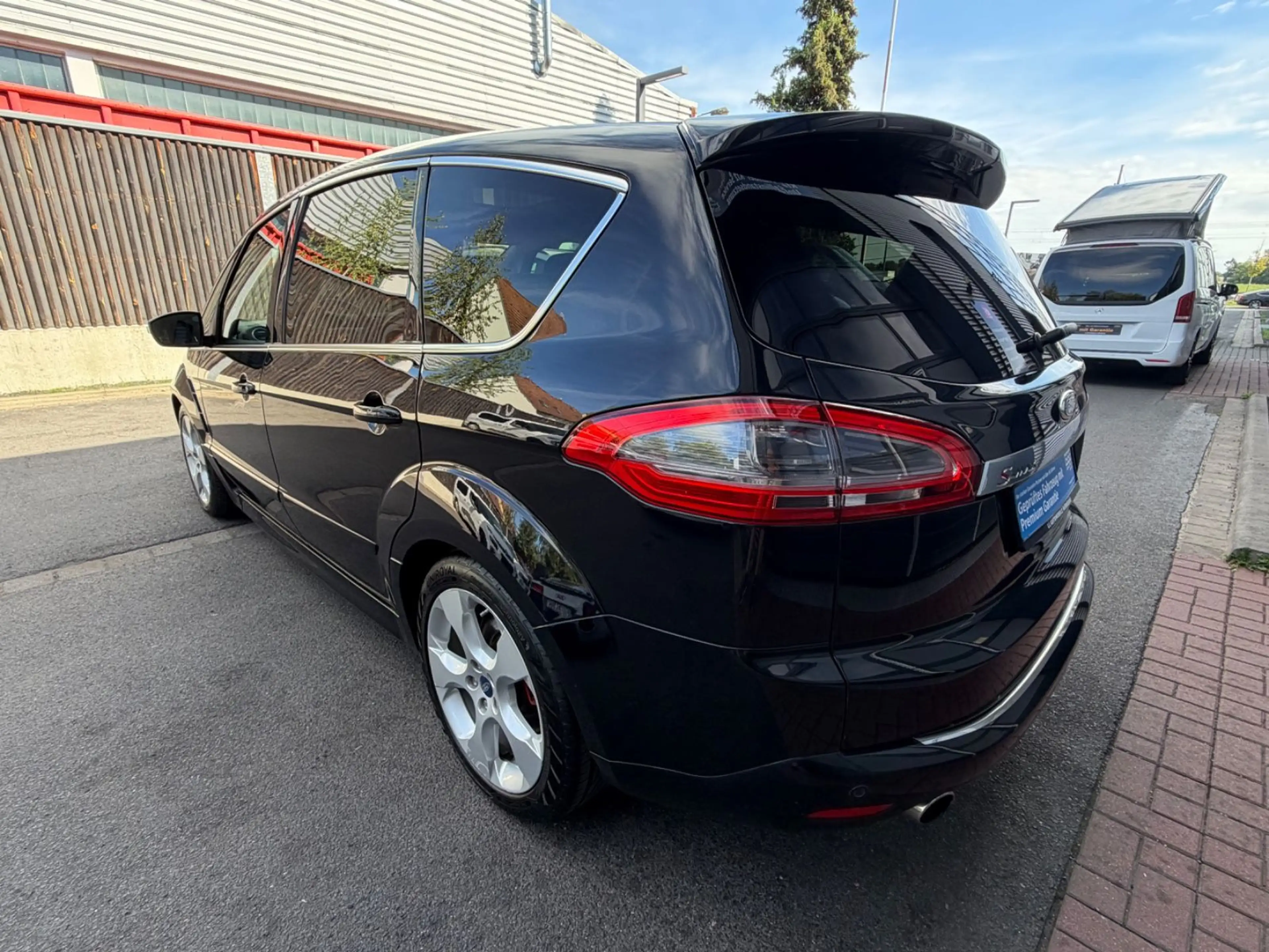 Ford S-Max S-MAX Titanium S*PANO*LEDER*NAVI*VOLL* — photo 8