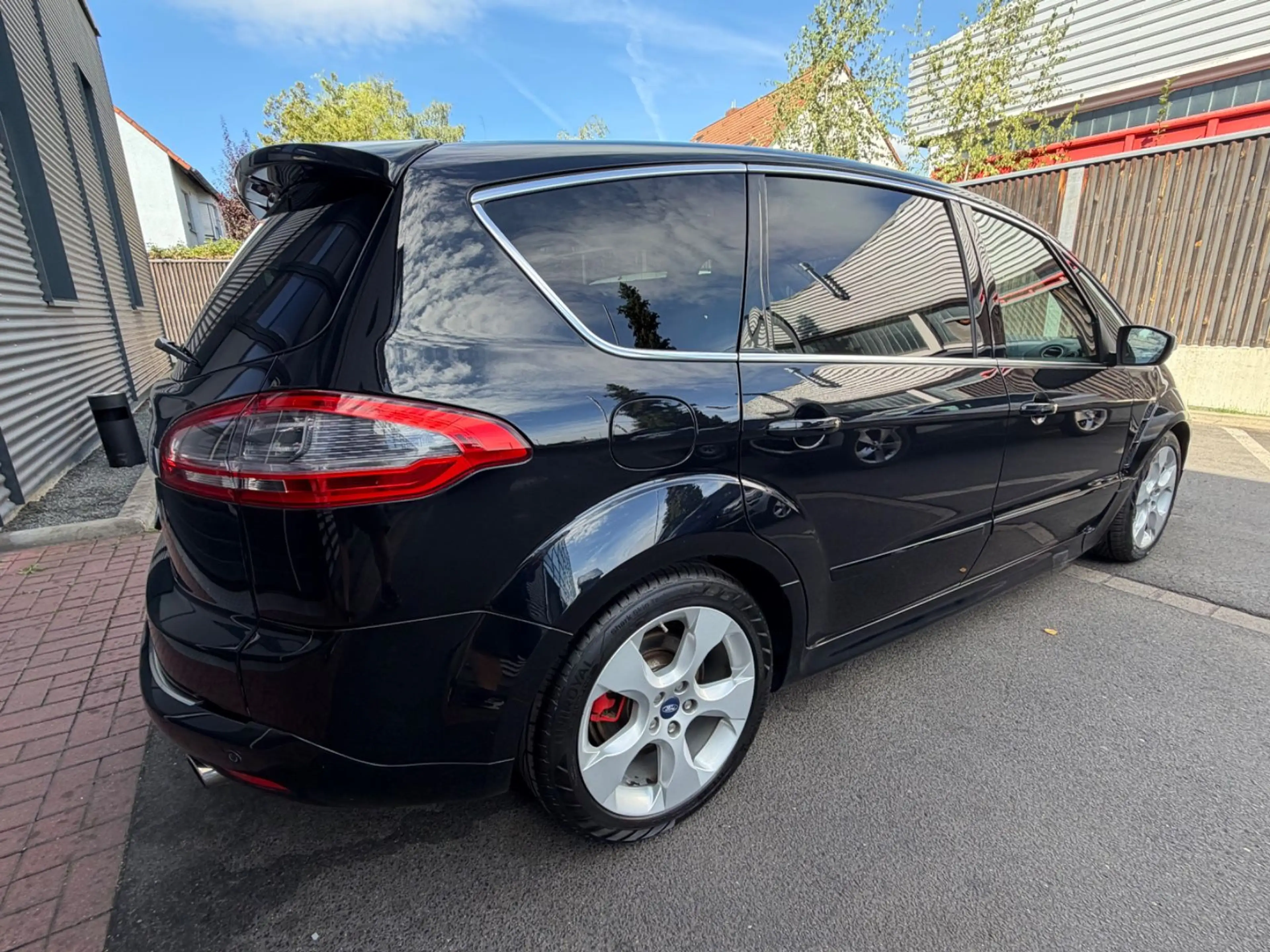 Ford S-Max S-MAX Titanium S*PANO*LEDER*NAVI*VOLL* — photo 9