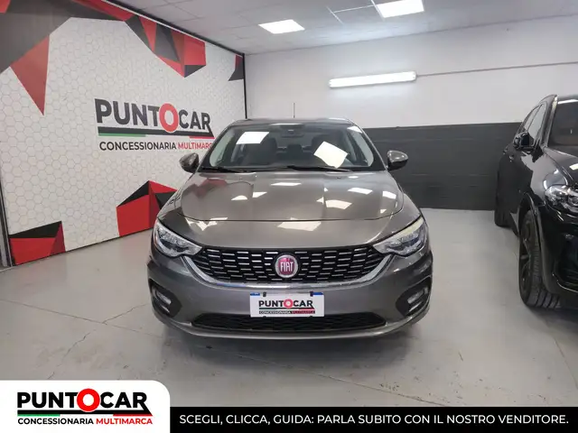 Fiat Tipo view 2