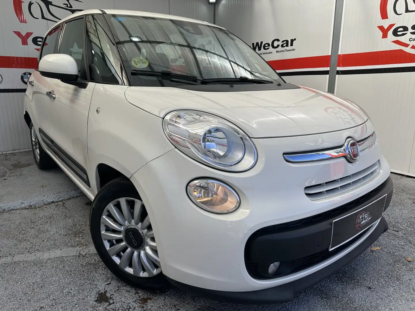 Fiat 500L Living 1.3Mjt II S&S Lounge 85 Wit - 1