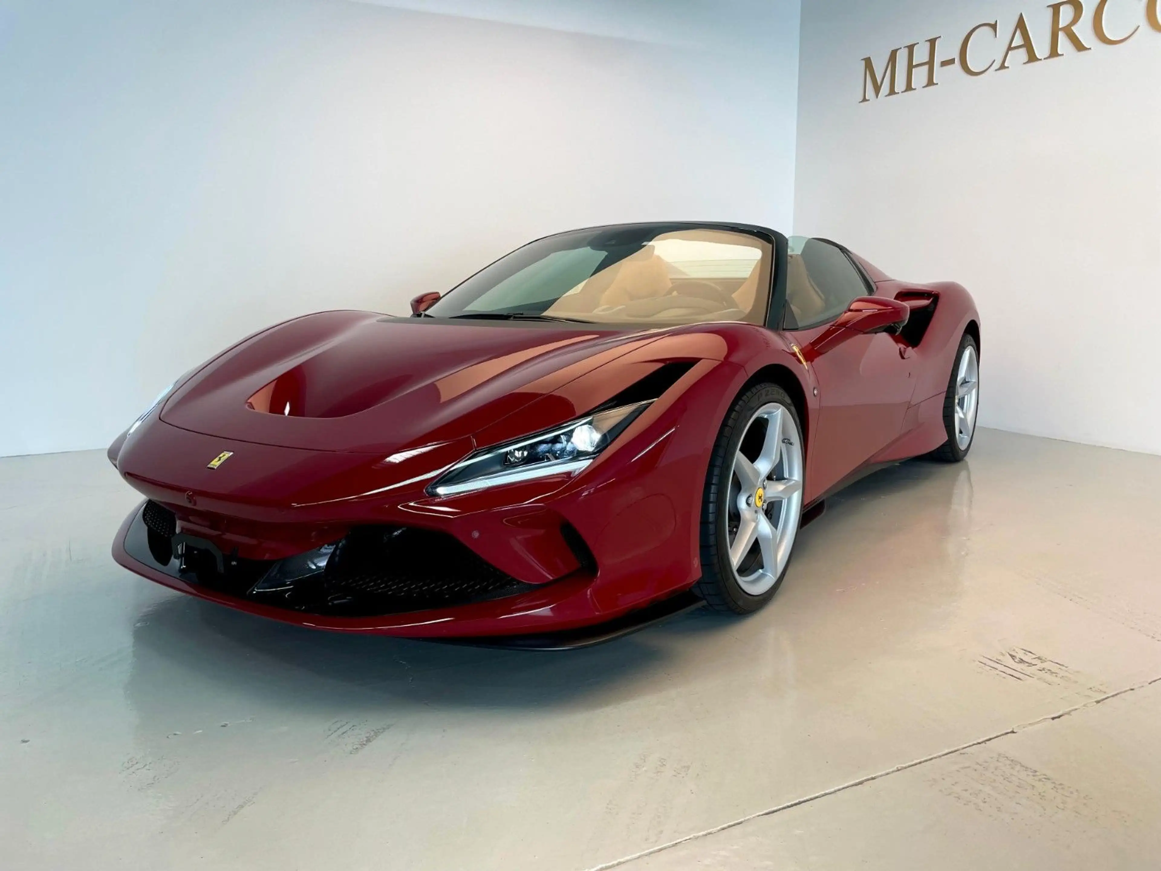 Ferrari F8 Spider 1.HAND*360 KAM*LIFT*CARBON*RACIG SEAT — photo 5