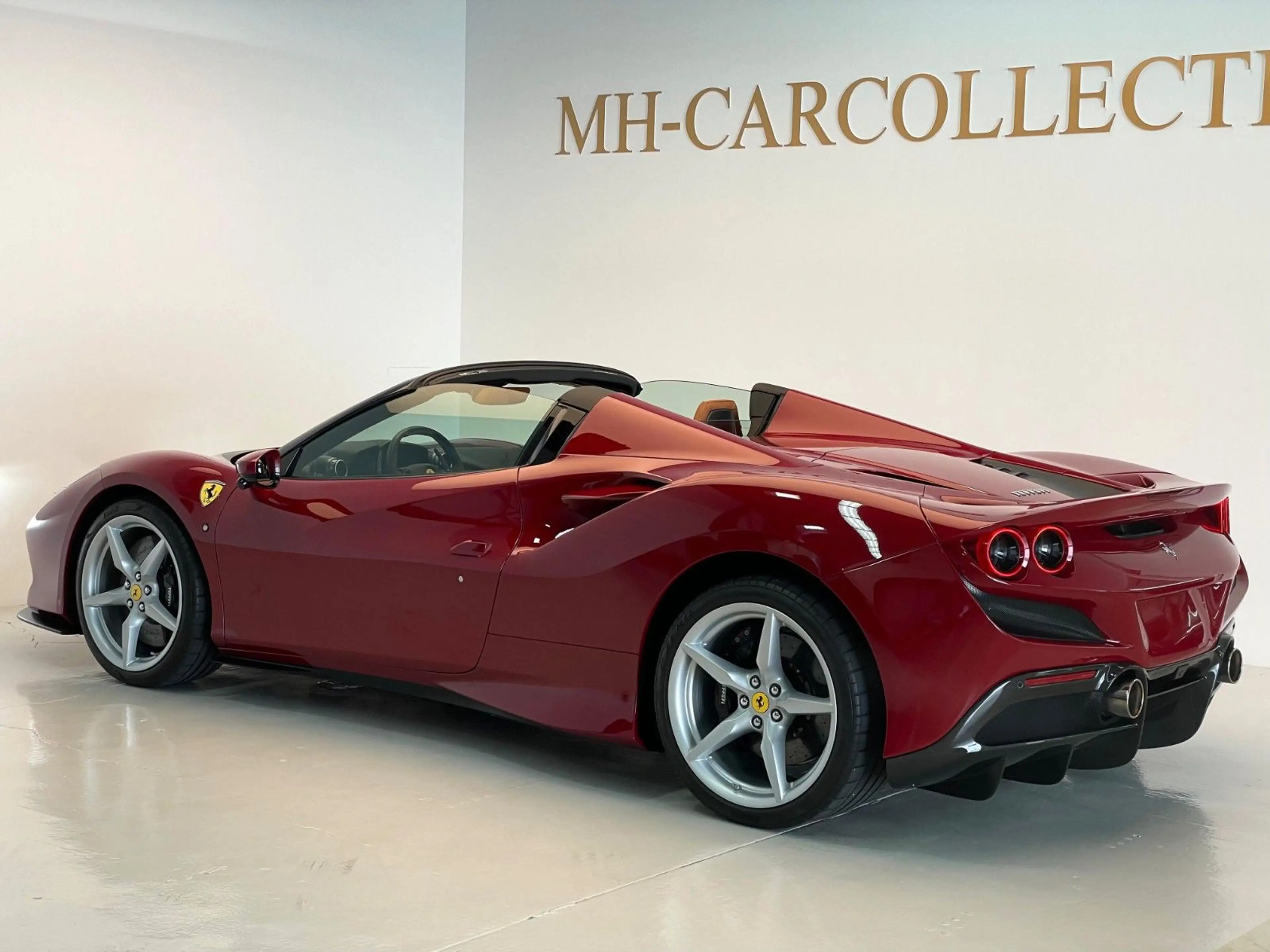 Ferrari F8 Spider 1.HAND*360 KAM*LIFT*CARBON*RACIG SEAT — photo 12