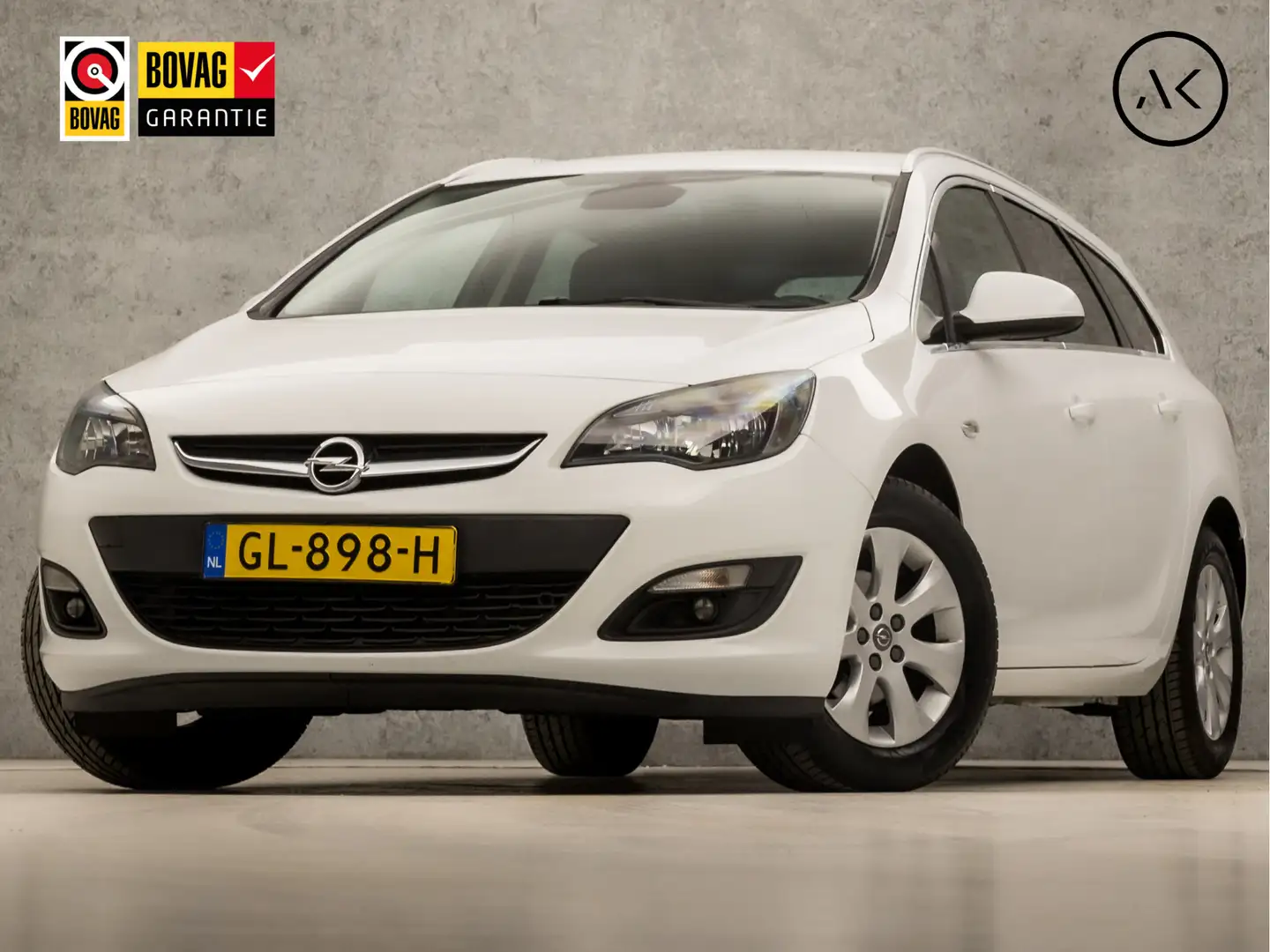 Opel Astra Sports Tourer 1.4 Turbo Blitz (NAVIGATIE, LOGISCH Weiß - 1