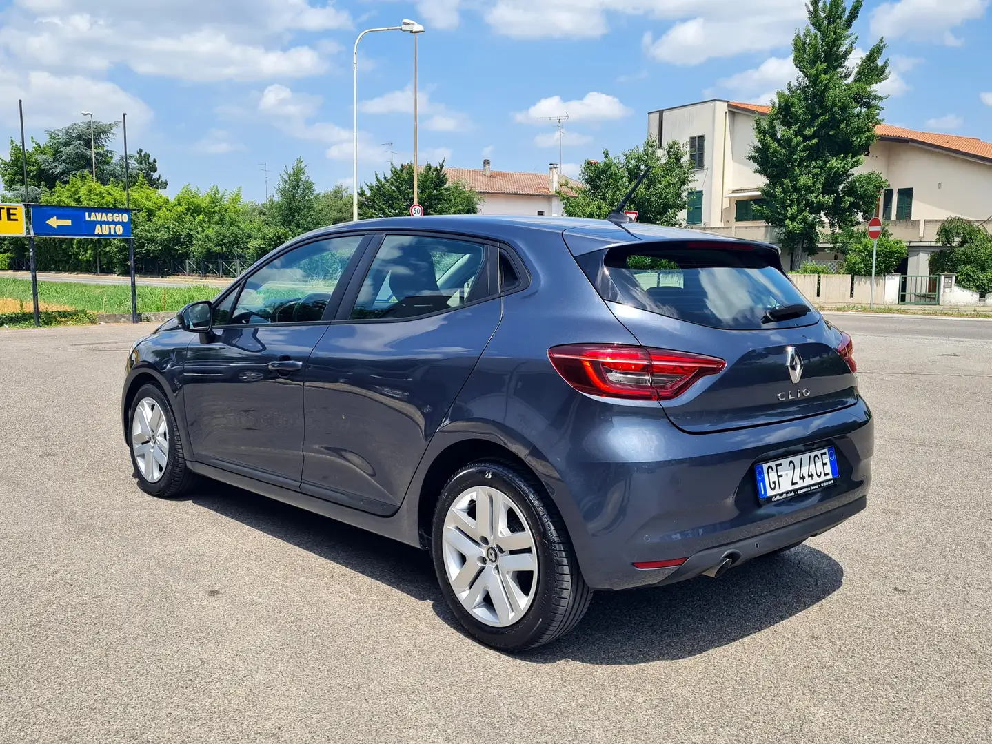 Renault Clio 1.0 TCe Business 90 CV Gris - 2
