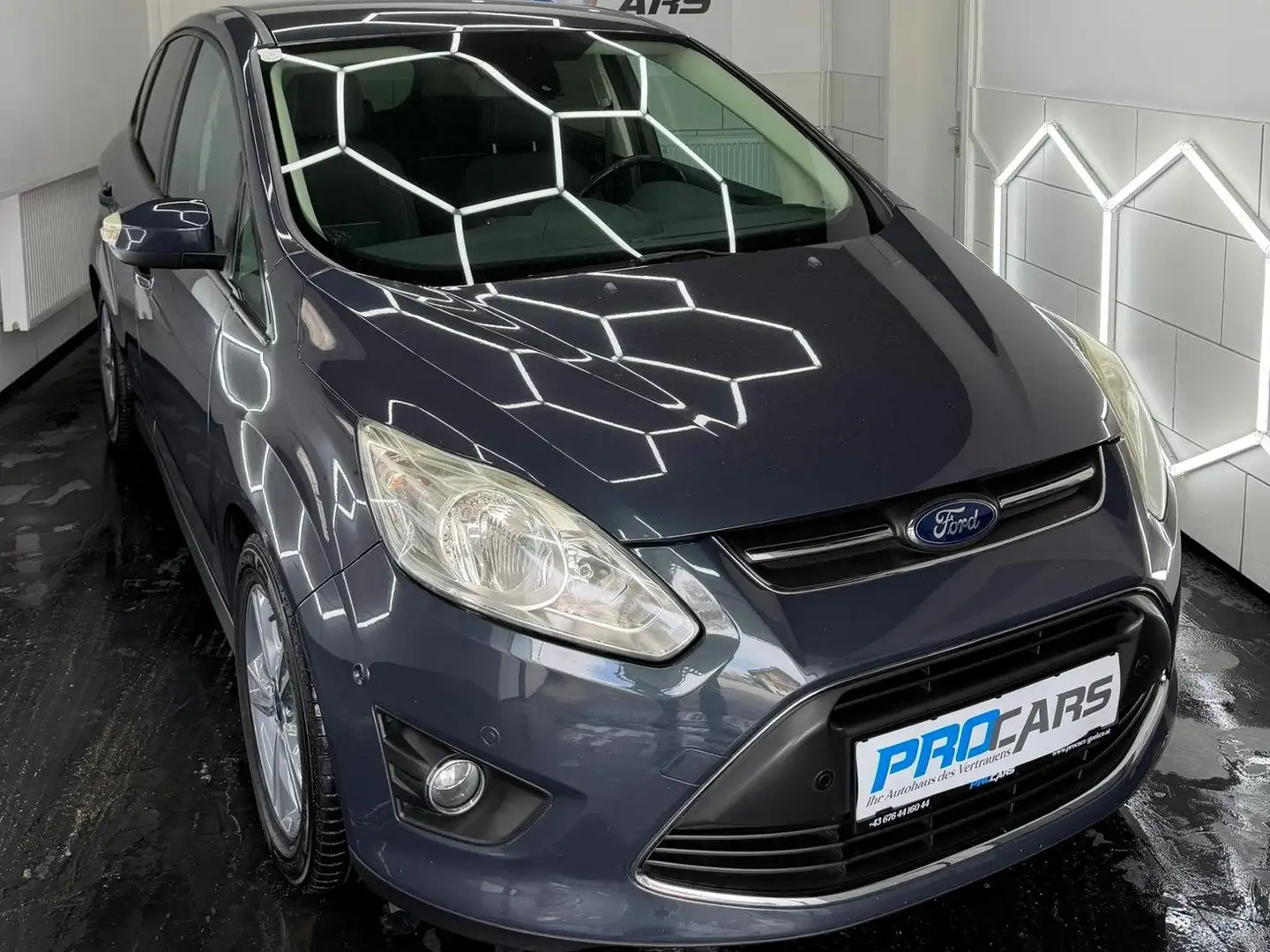 Ford C-Max Sync Edition Grau - 2