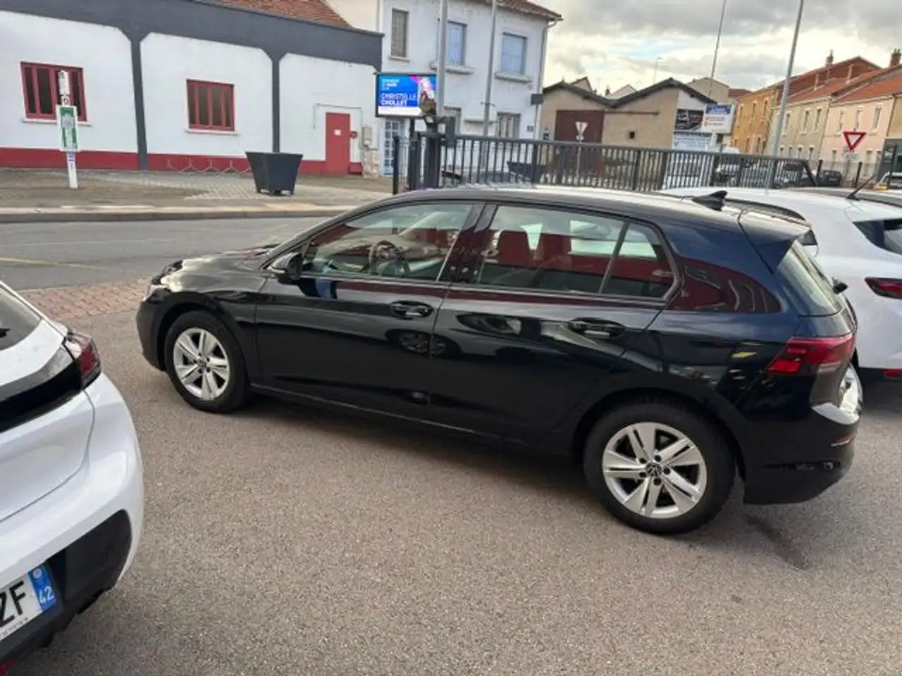 Volkswagen Golf Standard Model — photo 4