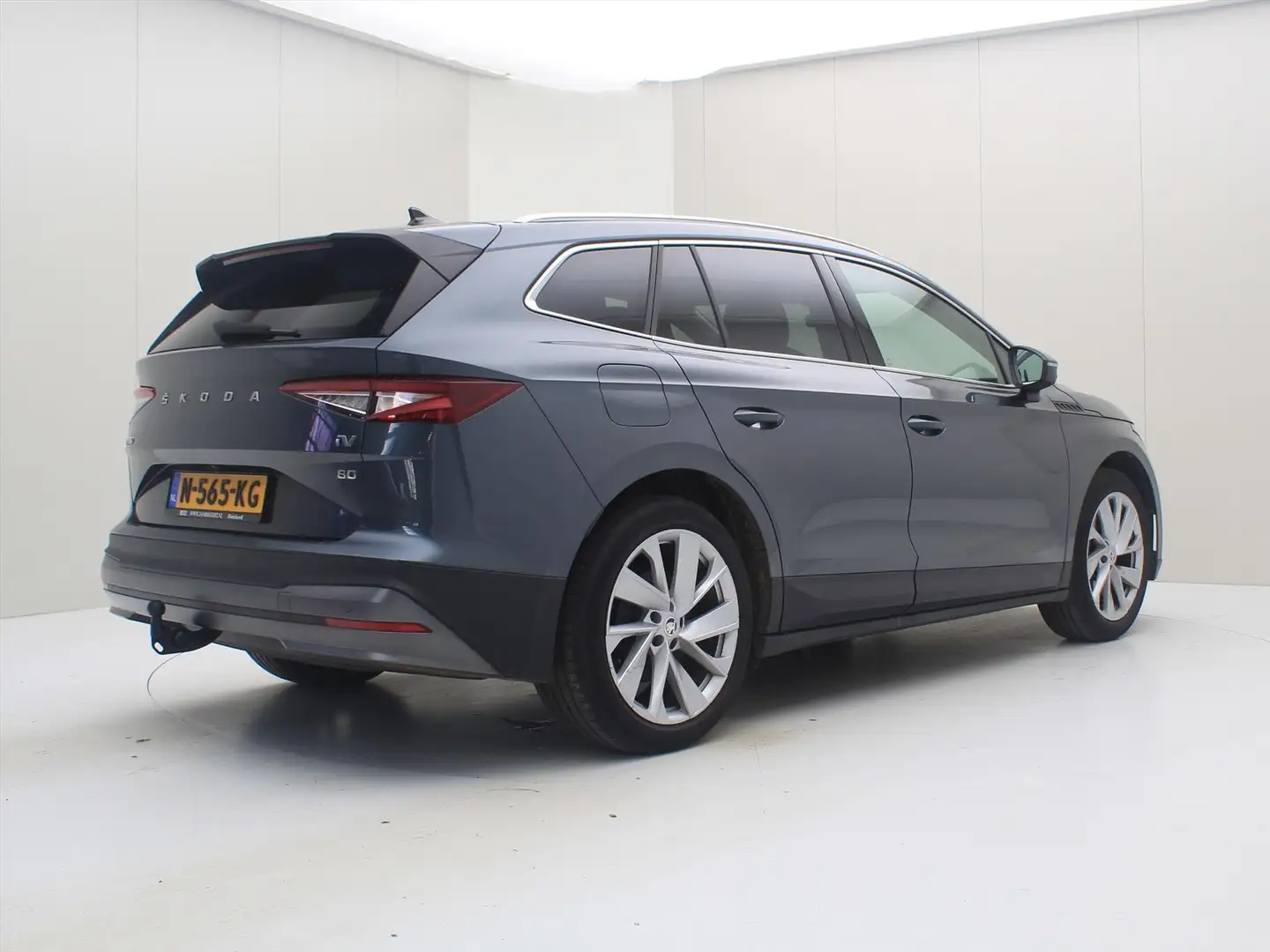 Skoda Enyaq Iv 80 204pk 82kWh 90% SoH [ TREKHAAK+WARMTEPOMP+BR Grijs - 2