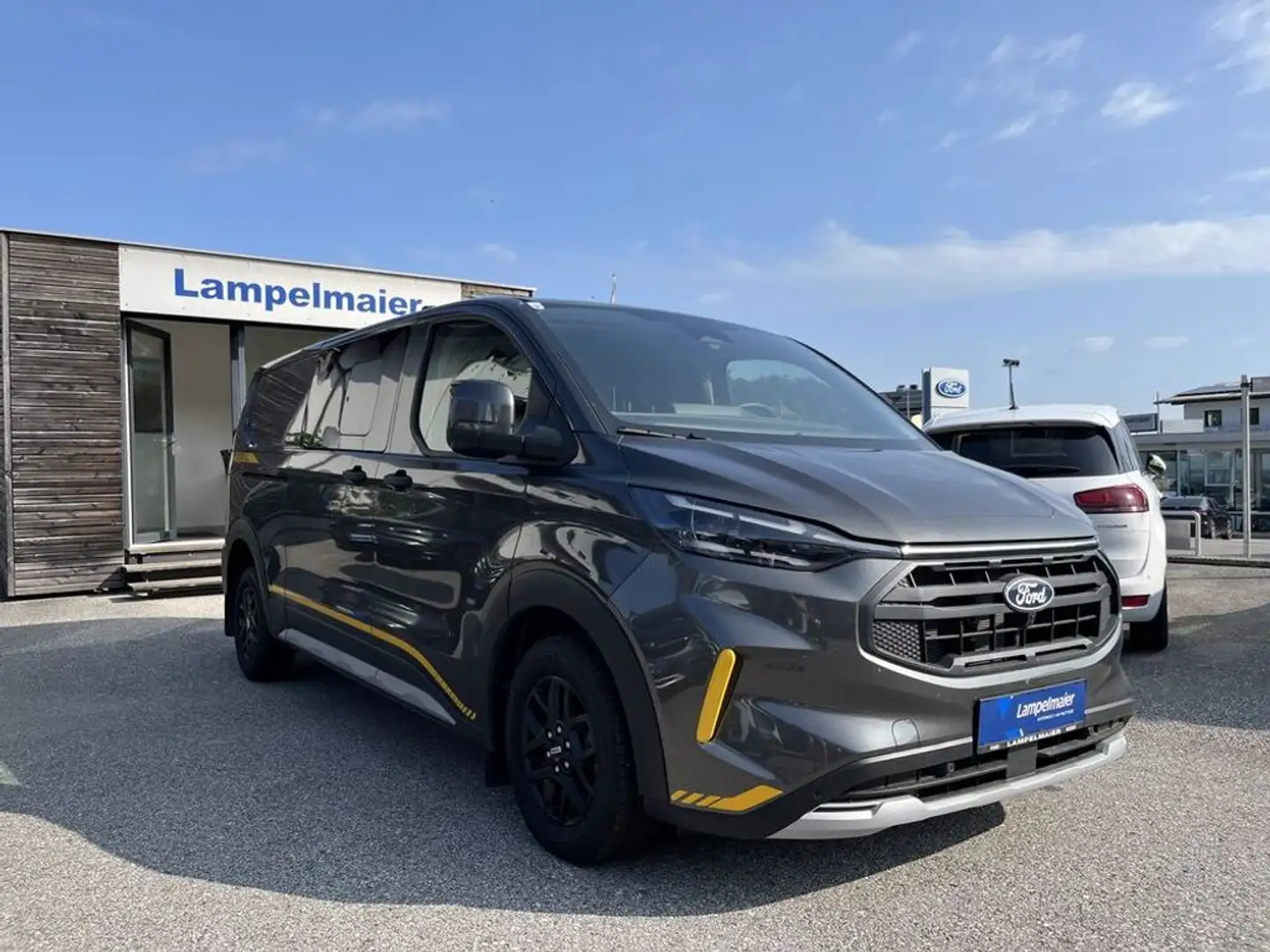 Ford Transit Custom 320 L2 Trail Doppelkabine AWD Grau - 1