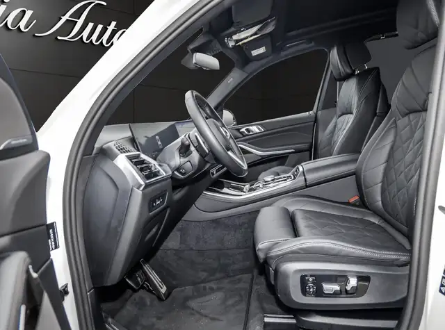 BMW X5 view 7