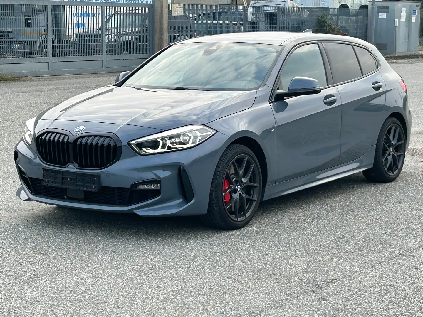 BMW 120 PRONTA CONSEGNA 120i Msport PRO auto Grijs - 2