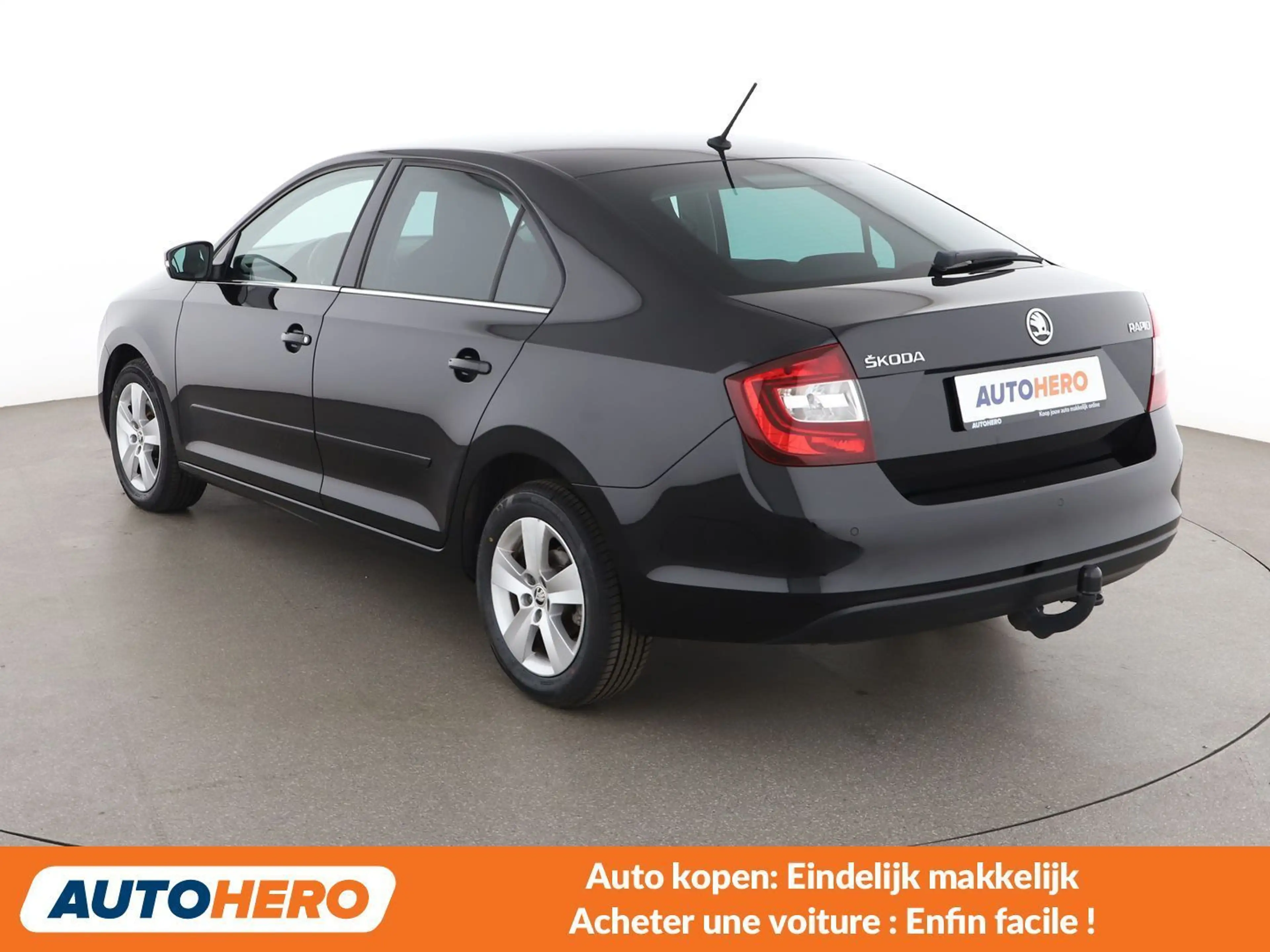 Skoda Rapid/Spaceback 1.6 TDI Ambition — photo 4