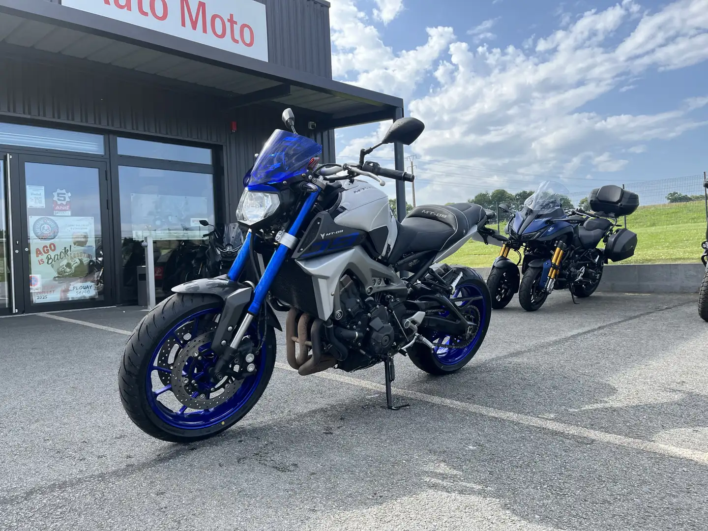 Yamaha MT-09 - 1