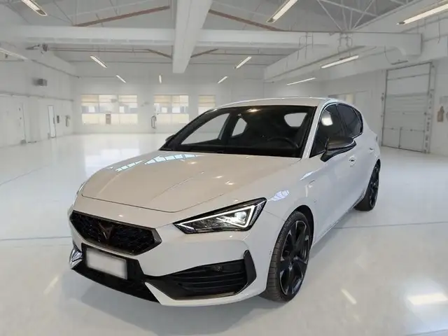 CUPRA Leon 1.4 E-HYBRID 110 KW DSG VZ 5 PORTE BERLINA