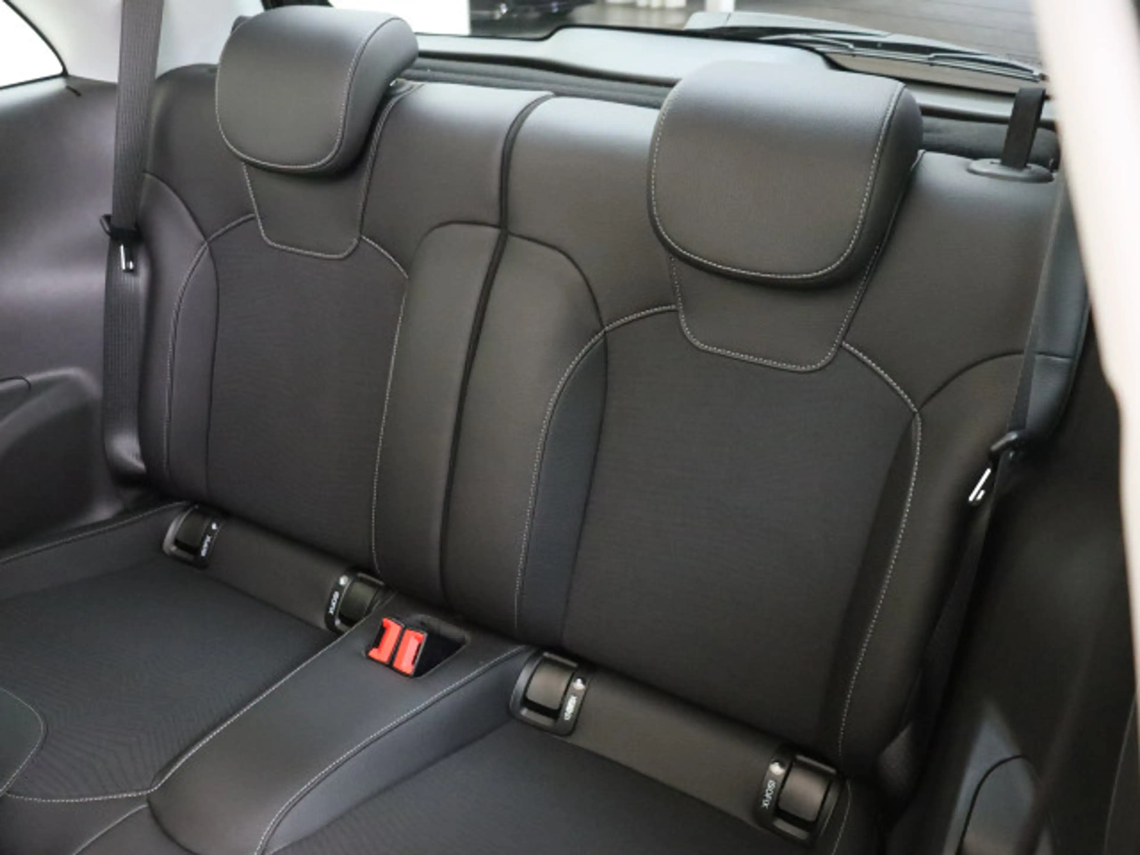 Opel Adam 1.0 Turbo 90PK Rocks — photo 15