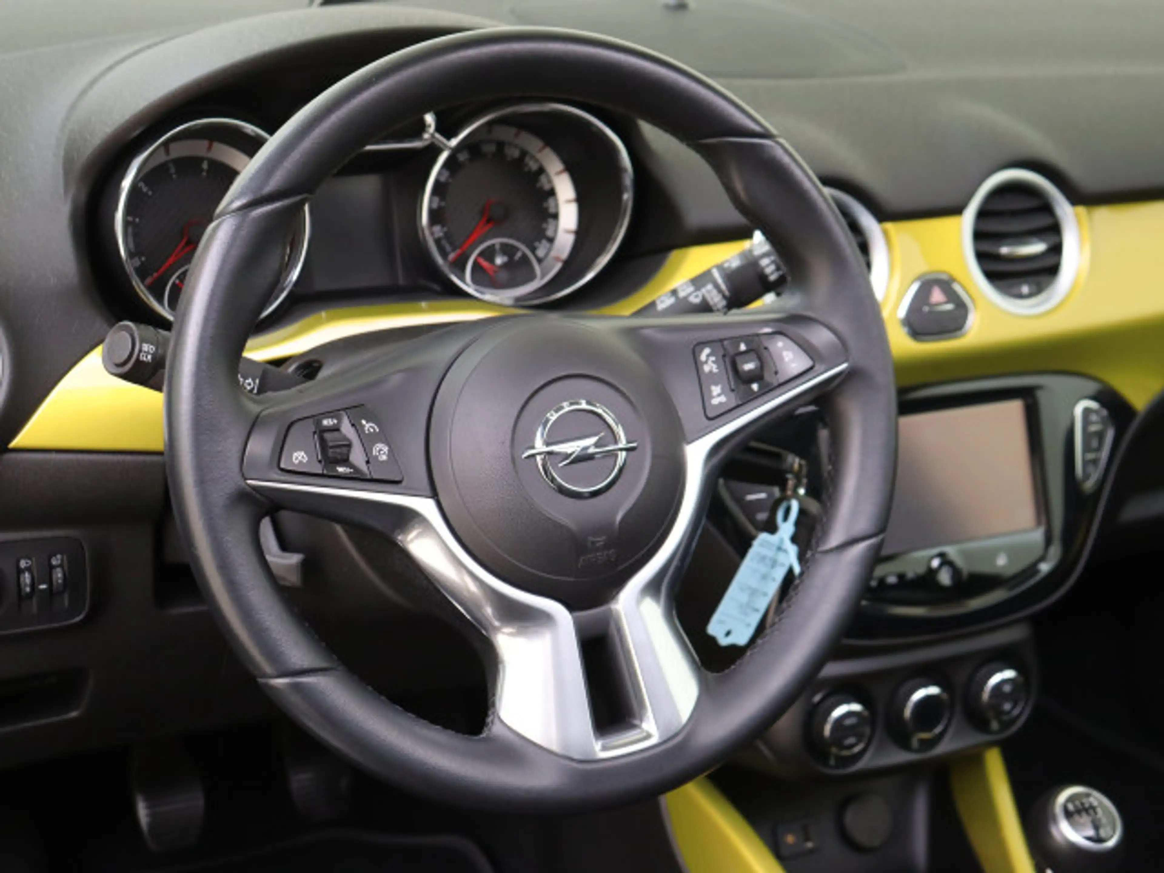 Opel Adam 1.0 Turbo 90PK Rocks — photo 12