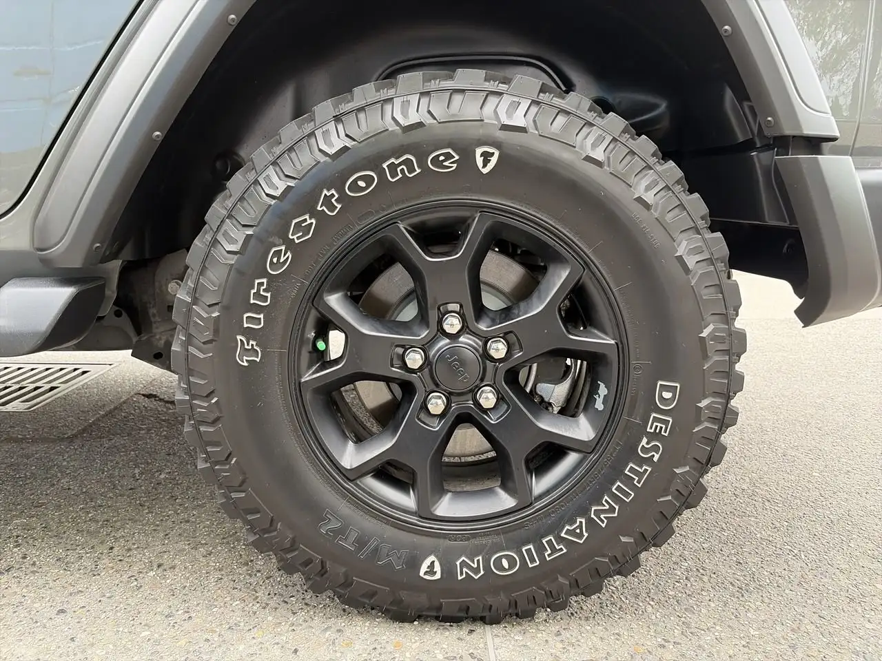 Jeep Wrangler снимка Jeep Wrangler
