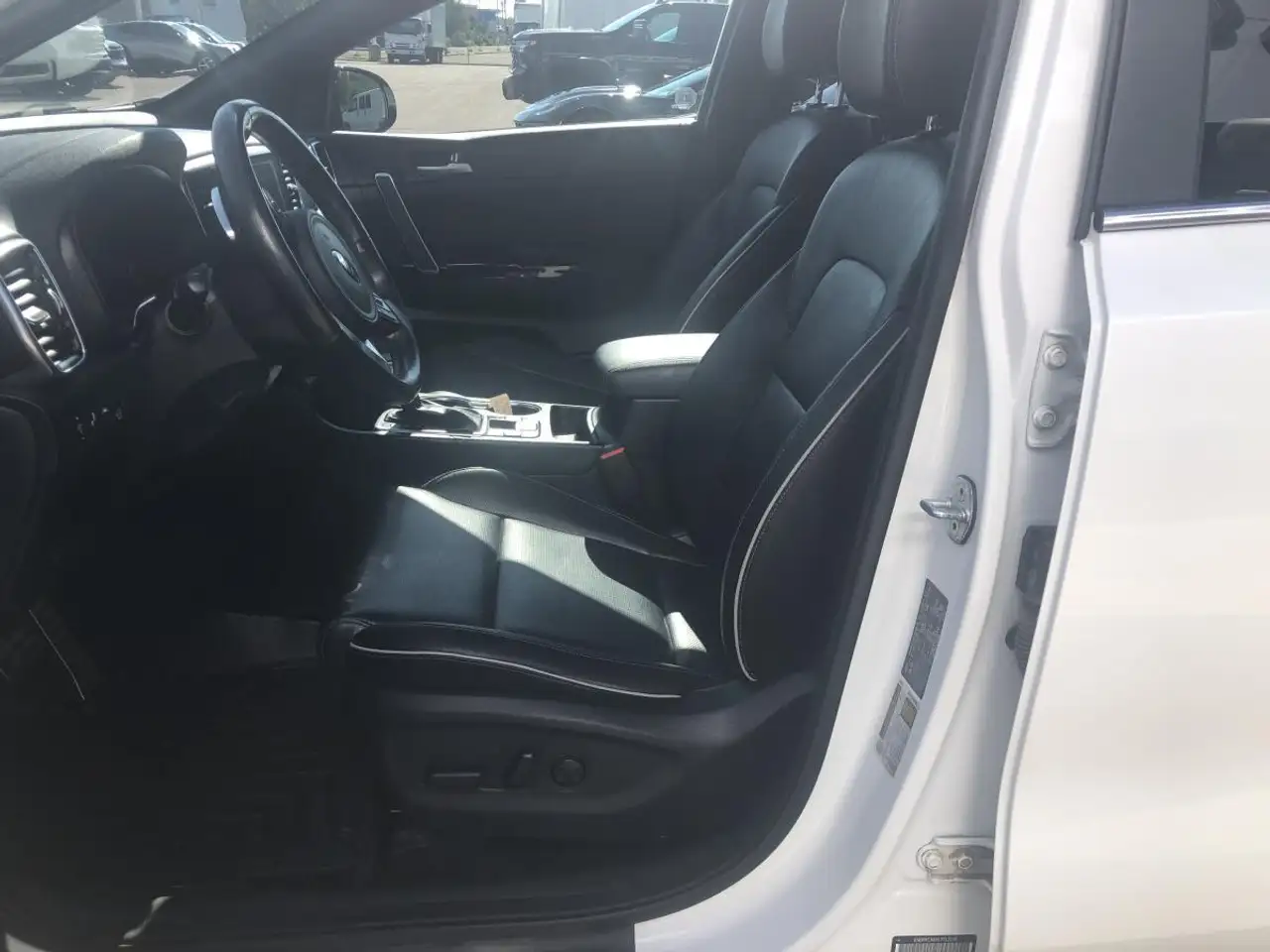 Kia Sportage снимка Kia Sportage