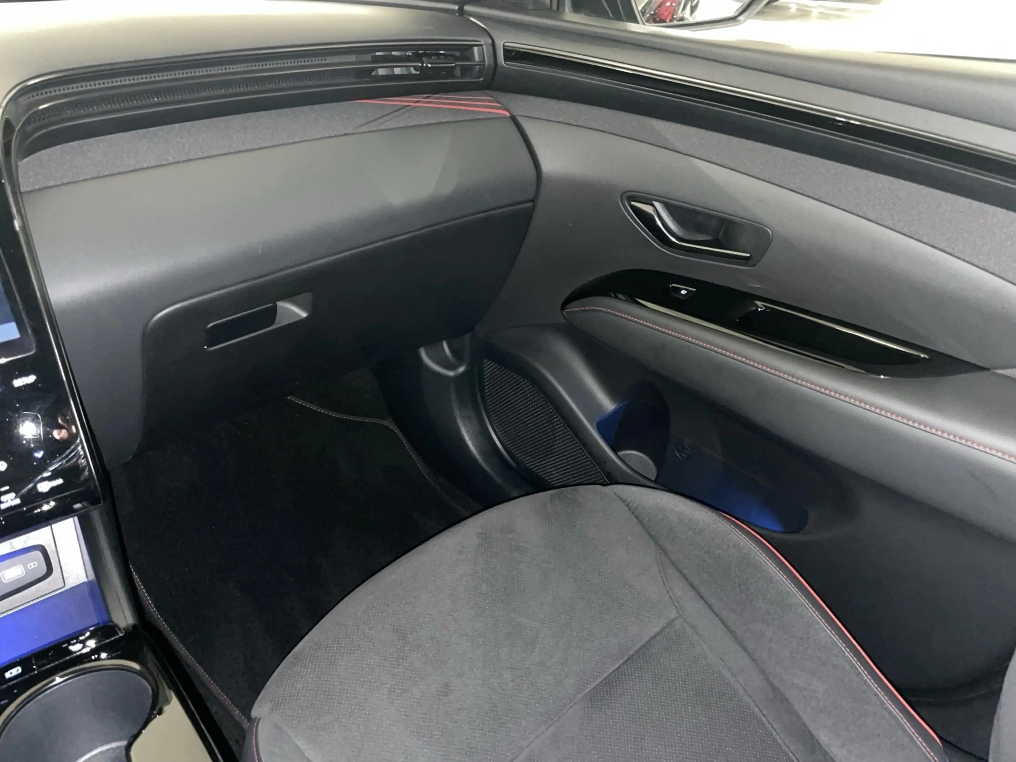 Hyundai TUCSON 1.6 T-GDi Hybrid Feel N-Line — photo 9