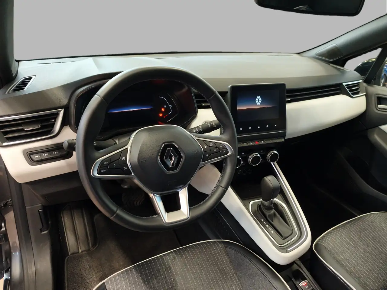 Renault Clio Full Hybrid E-Tech 145 CV 5 porte Techno 9