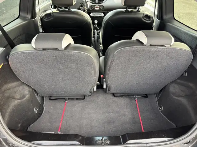 Renault Twingo view 21
