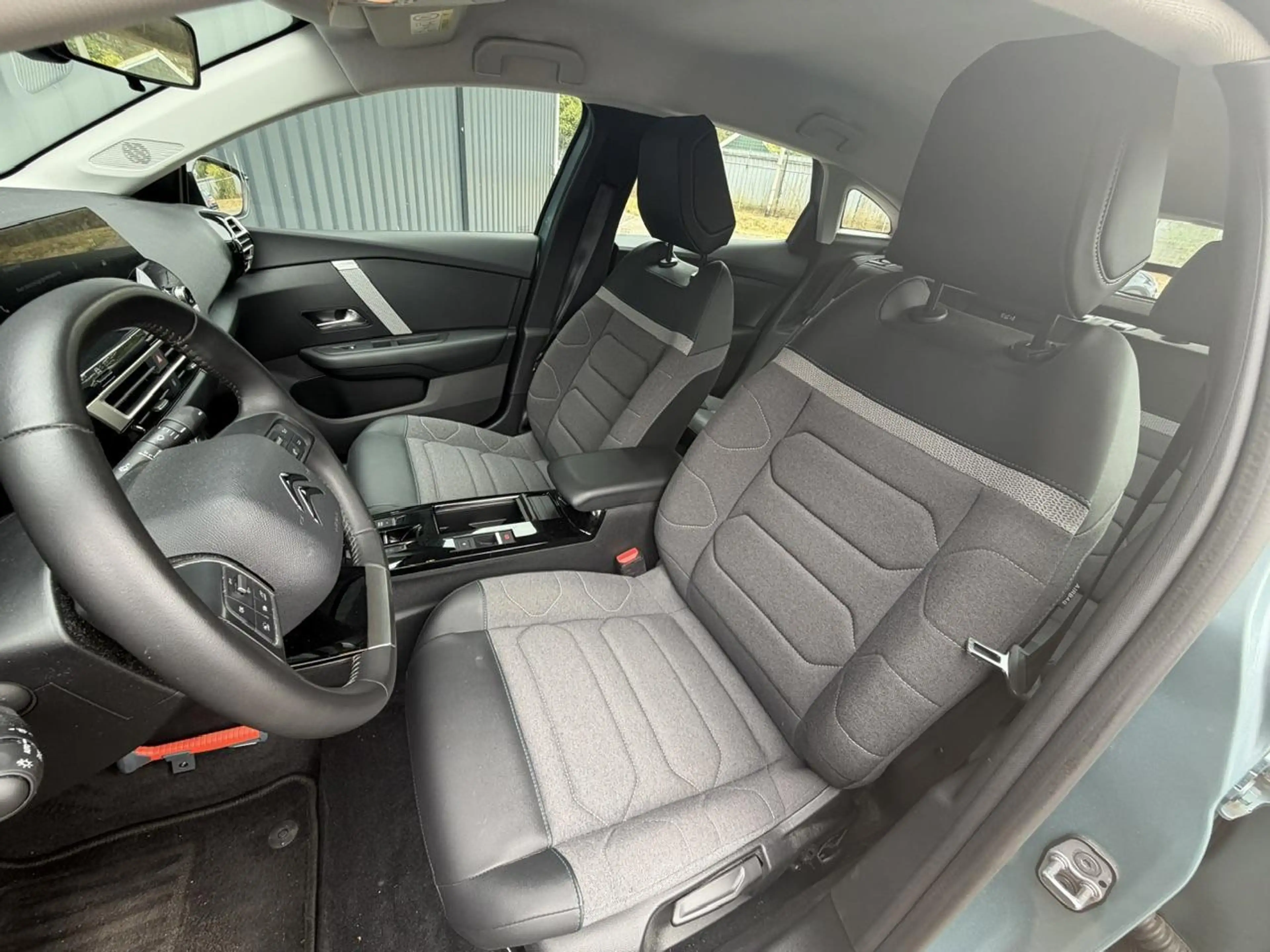 Citroen E-C4 Electric You 50 kWh | Apple CarPlay | Android Auto | Parkee — photo 13