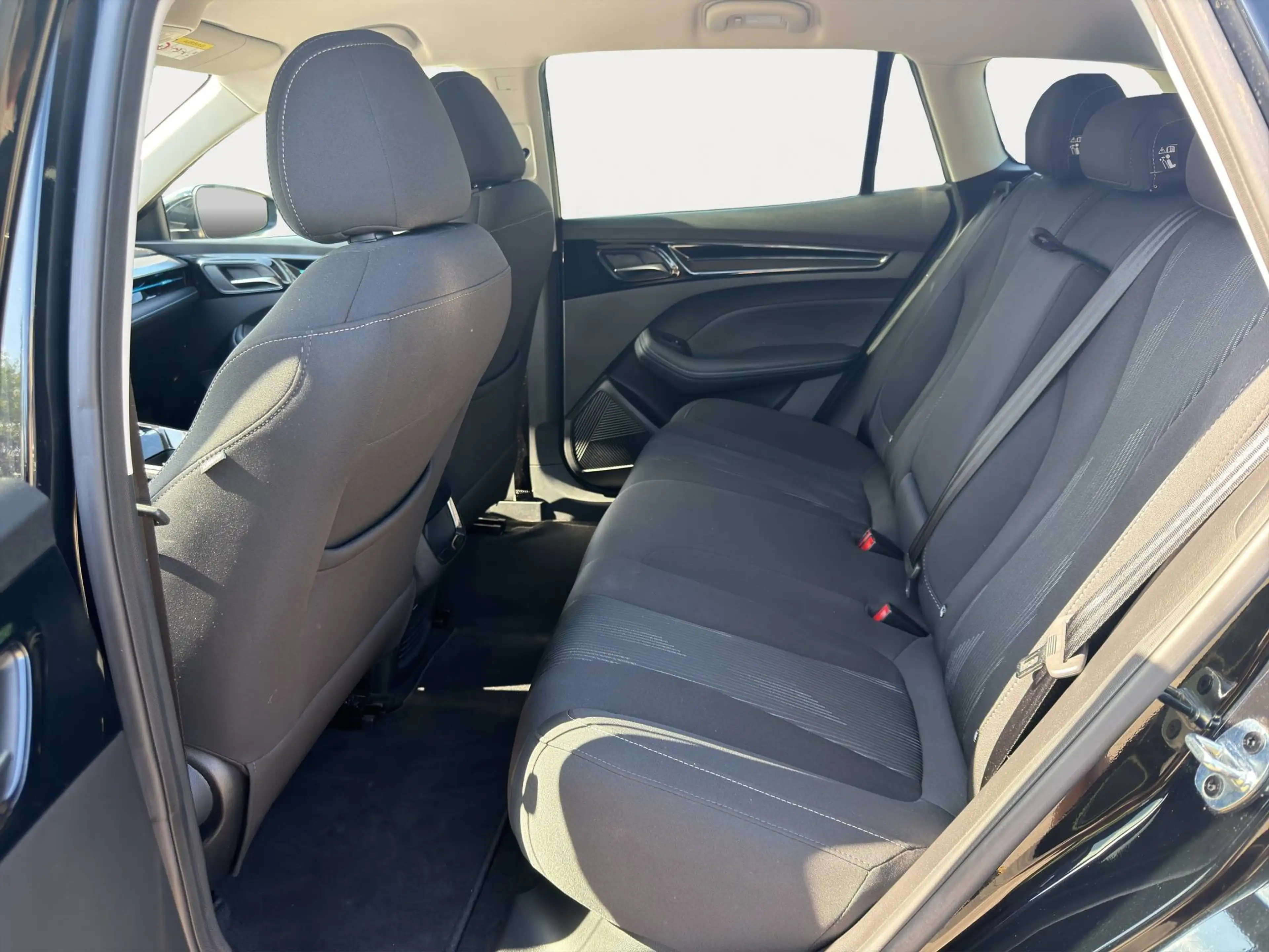 MG MG5 MG5 61 kWh Long Range Comfort — photo 13
