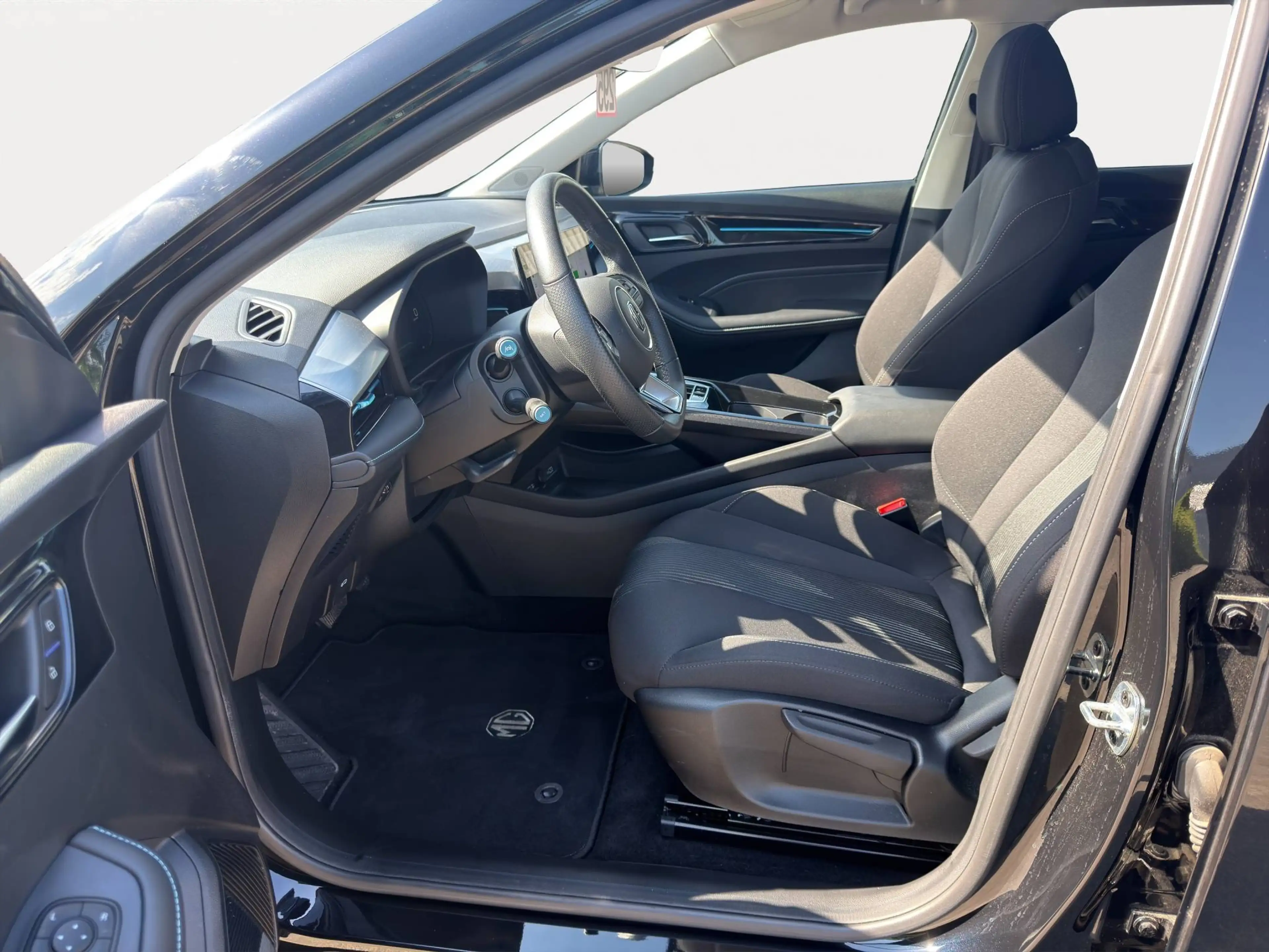 MG MG5 MG5 61 kWh Long Range Comfort — photo 9