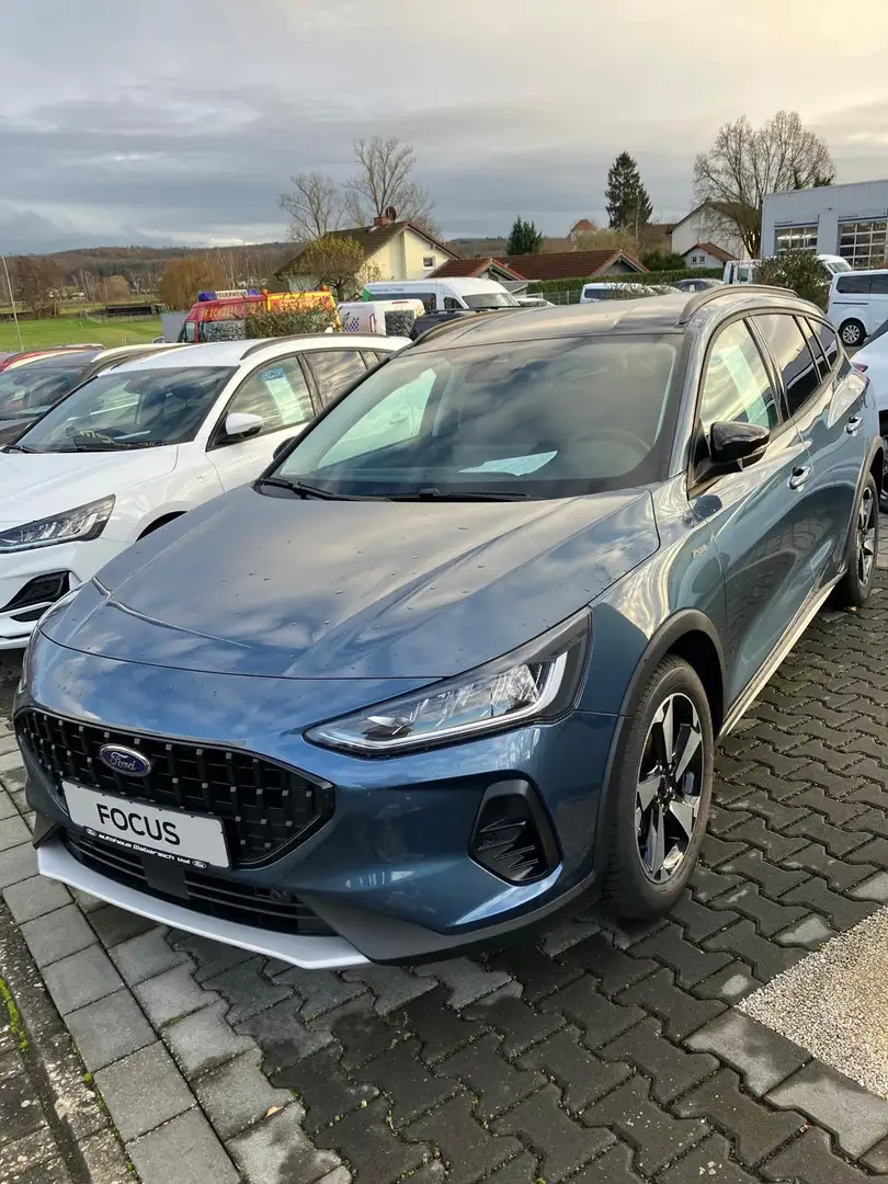 Ford Focus Active Blu/Azzurro - 1