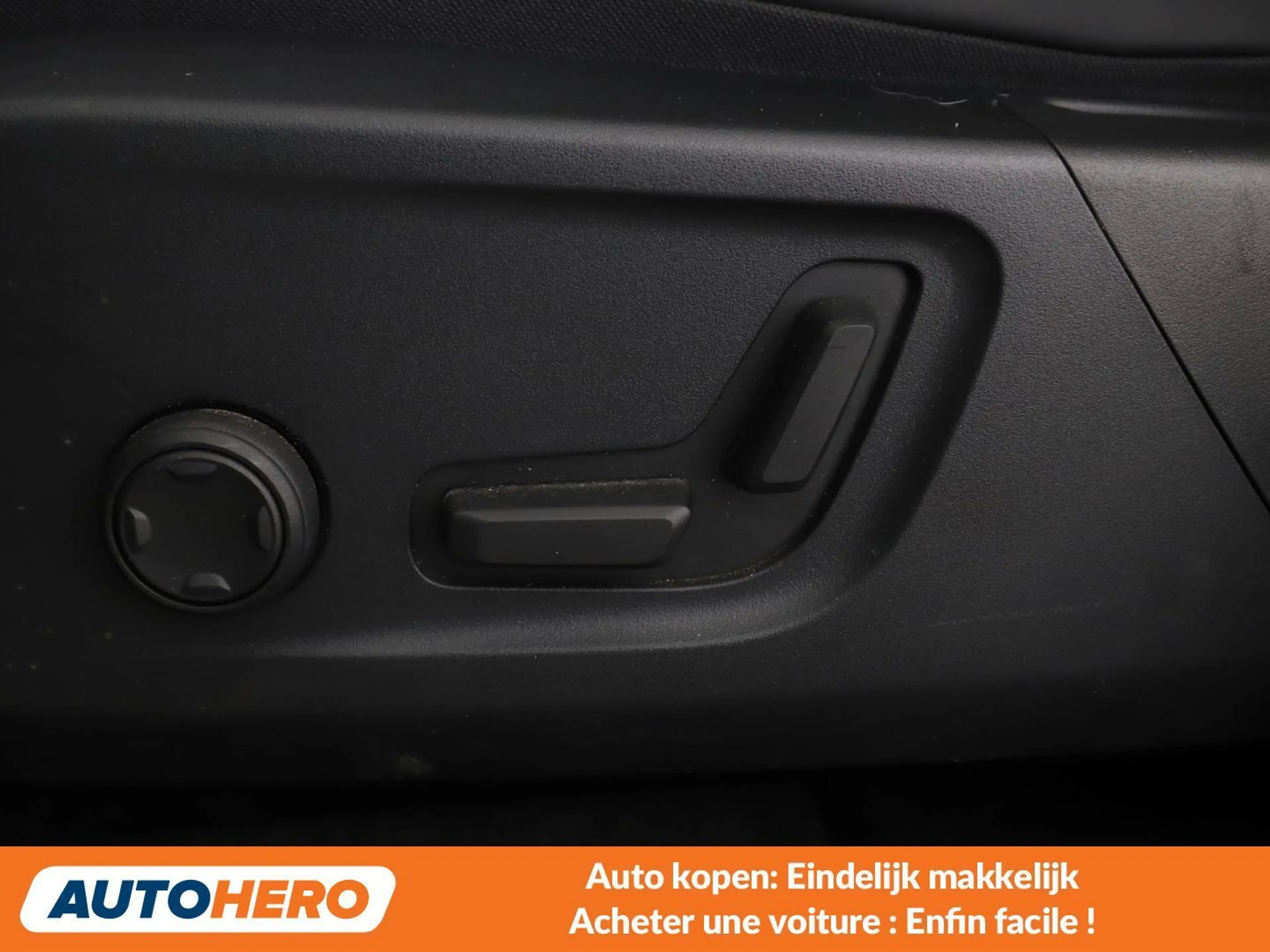 Volvo C40 Recharge 170 kW Ultimate 2WD — photo 15