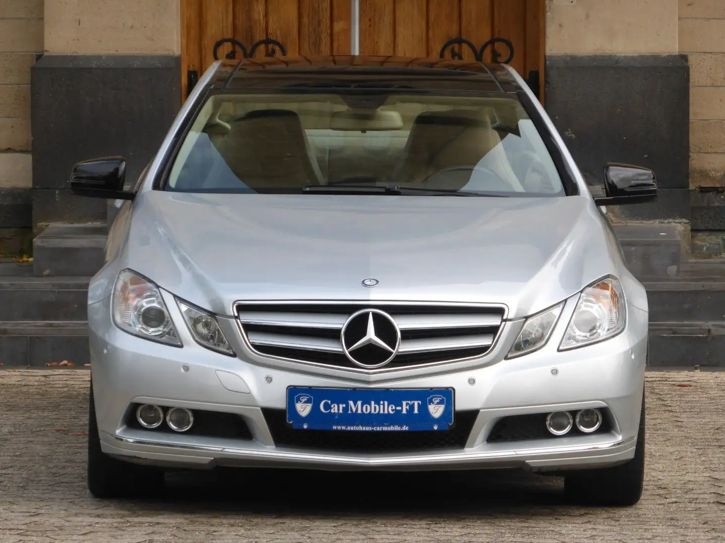 Mercedes-Benz E 250 CGI BlueEfficiency*PANO*LEDER*NAVI*TEMPO Silber - 2