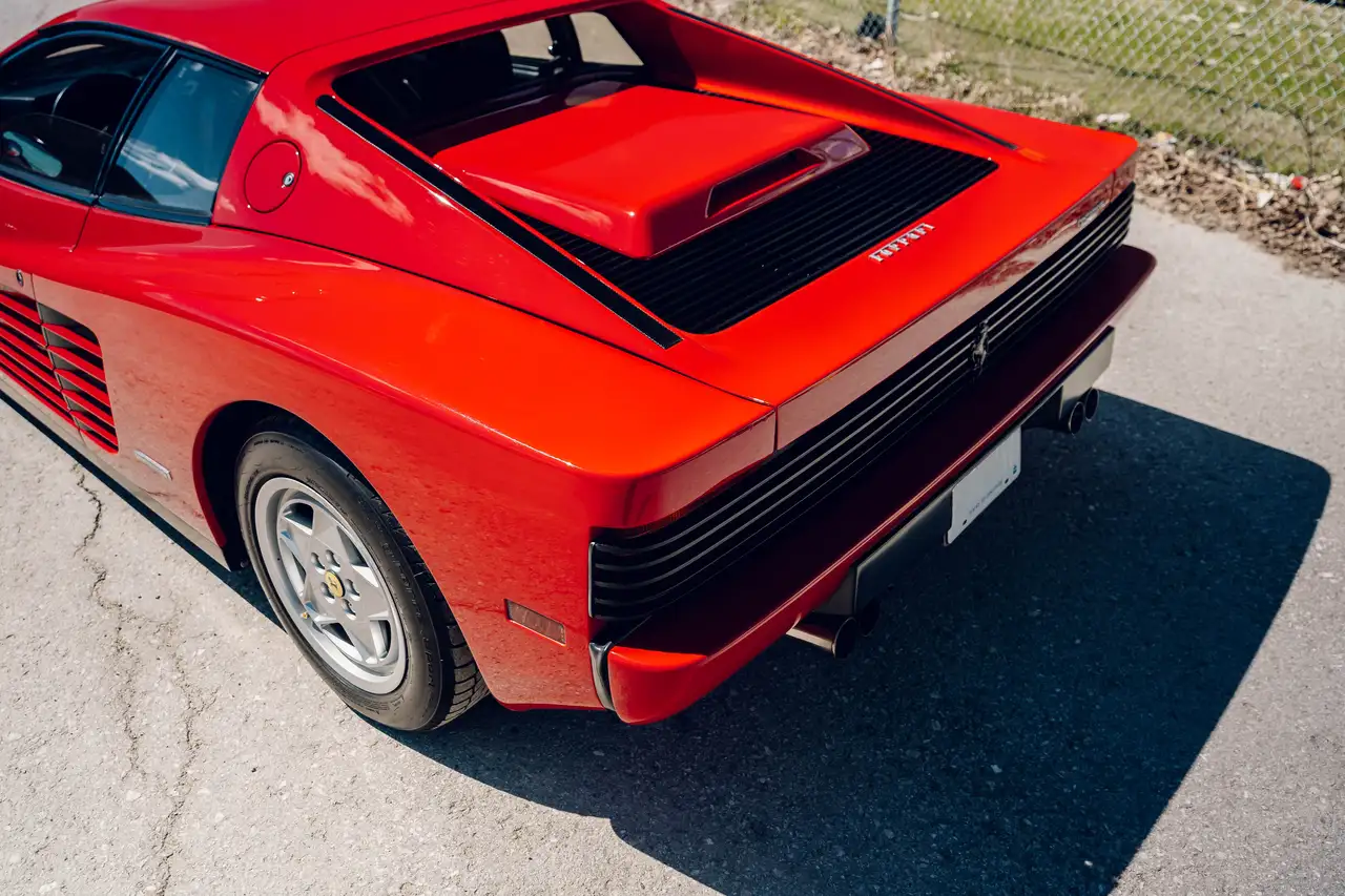 Ferrari Testarossa снимка Ferrari Testarossa