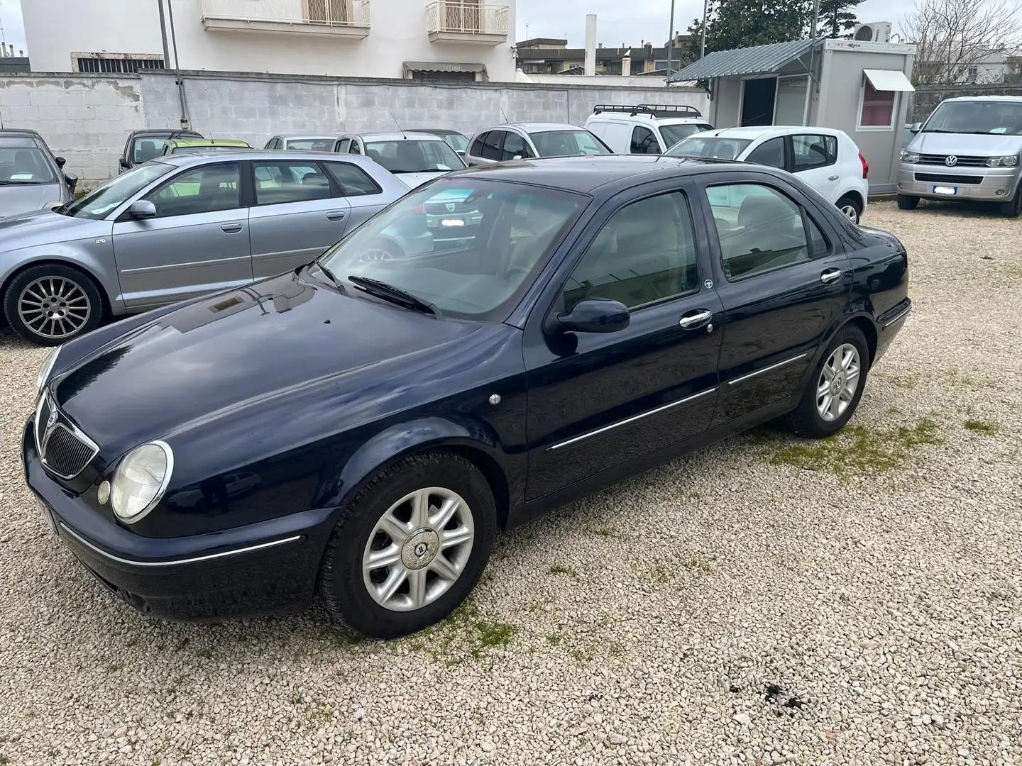 Lancia Lybra Lybra Berlina 1.9 jtd 115cv intensa Blau - 2