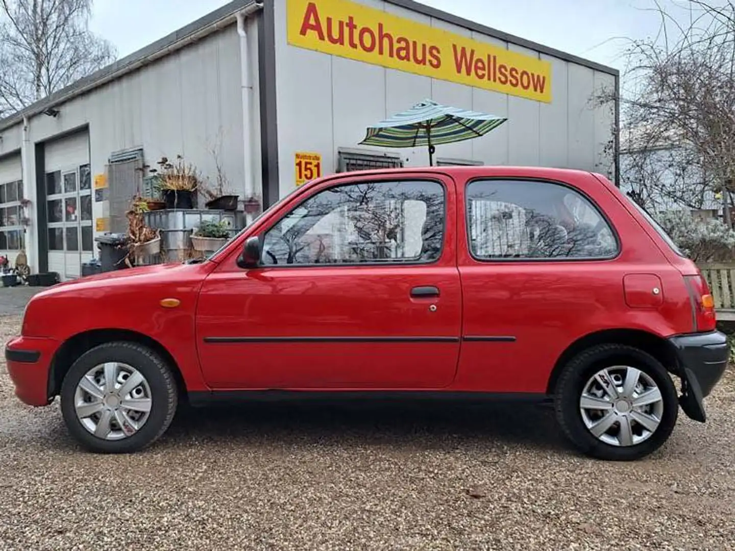 Nissan Micra 1.0 Sparmobil TÜV NEU + Gewährleistung !! Roşu - 1