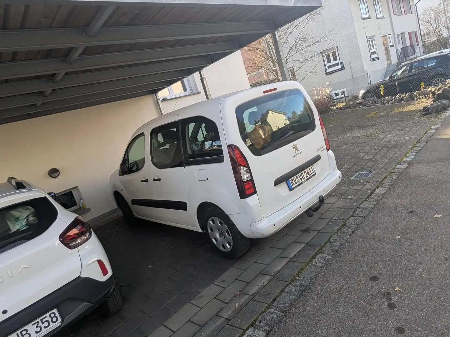 Peugeot Peugeot Partner Tepee HDI 100PS Белый - 1