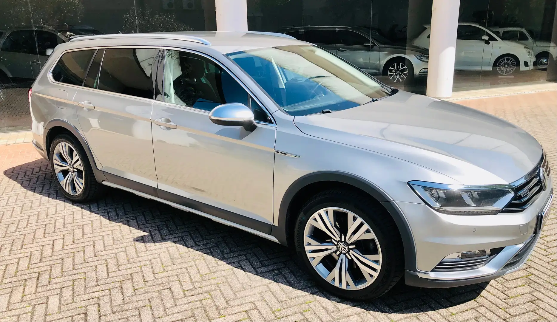 Volkswagen Passat Alltrack 2.0tdi 4motion 190cv DSG,VITUAL COCK,LED,CERCHI 18 Grigio - 1