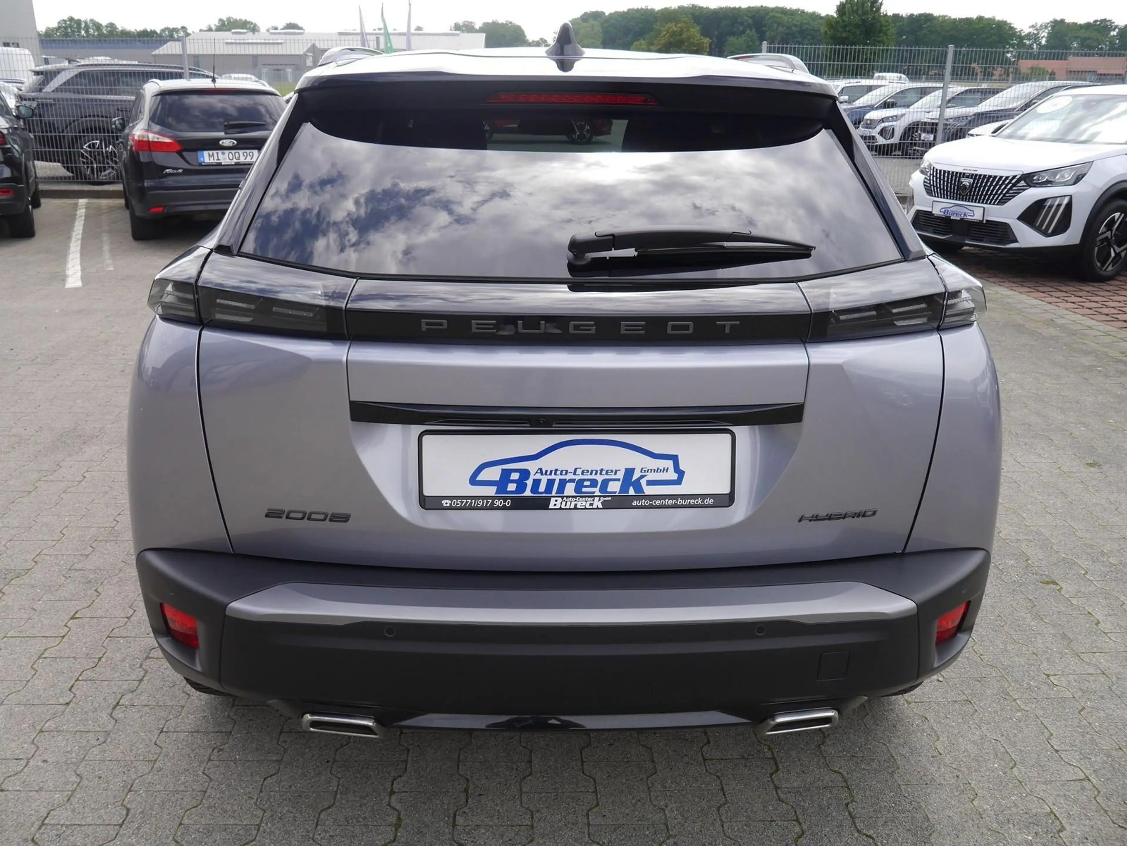 Peugeot 2008 Hybrid 145 GT Navi/LED/SHZ/360-Grad — photo 5