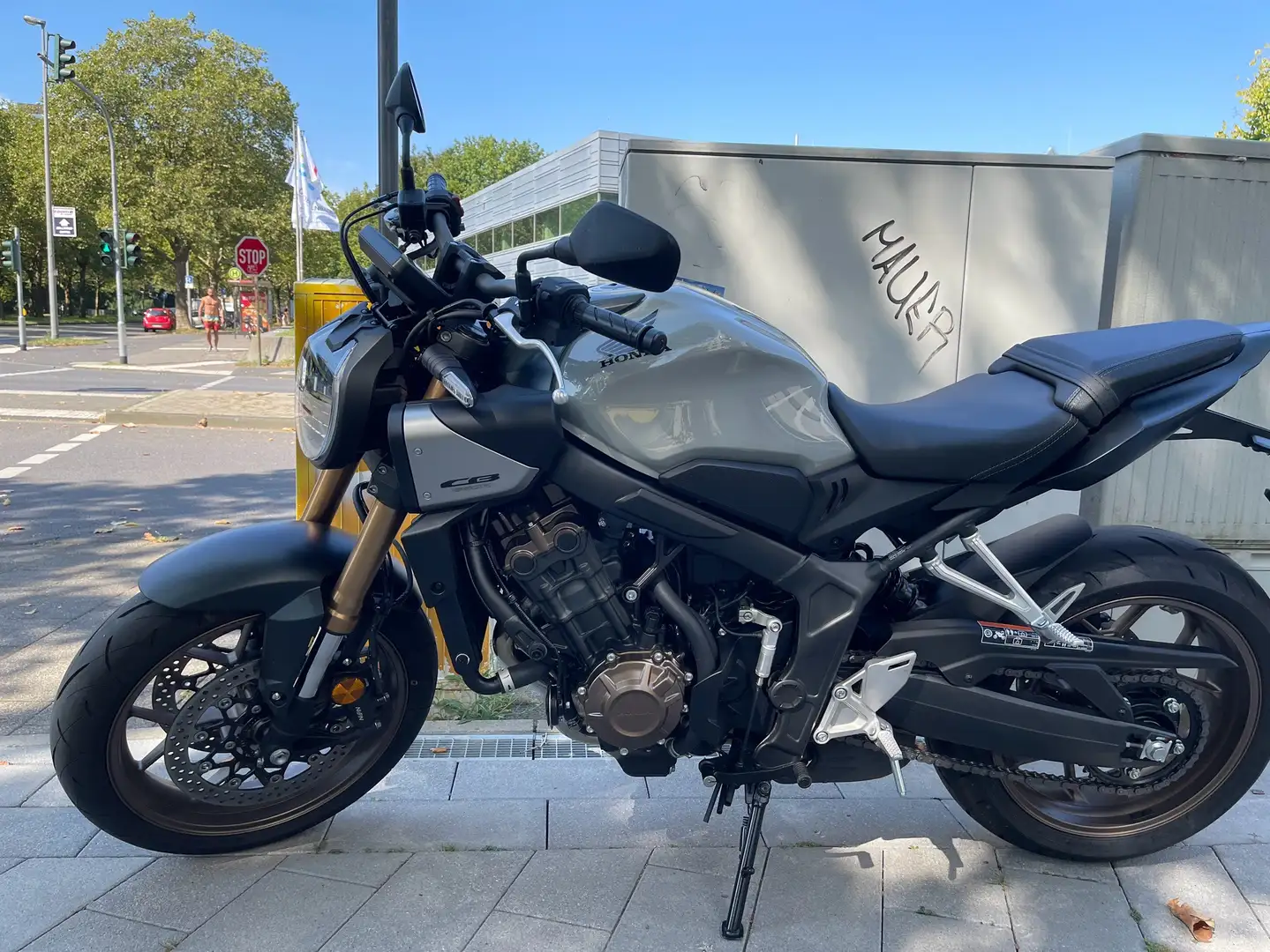 Honda CB 650 E-clutsch - 1