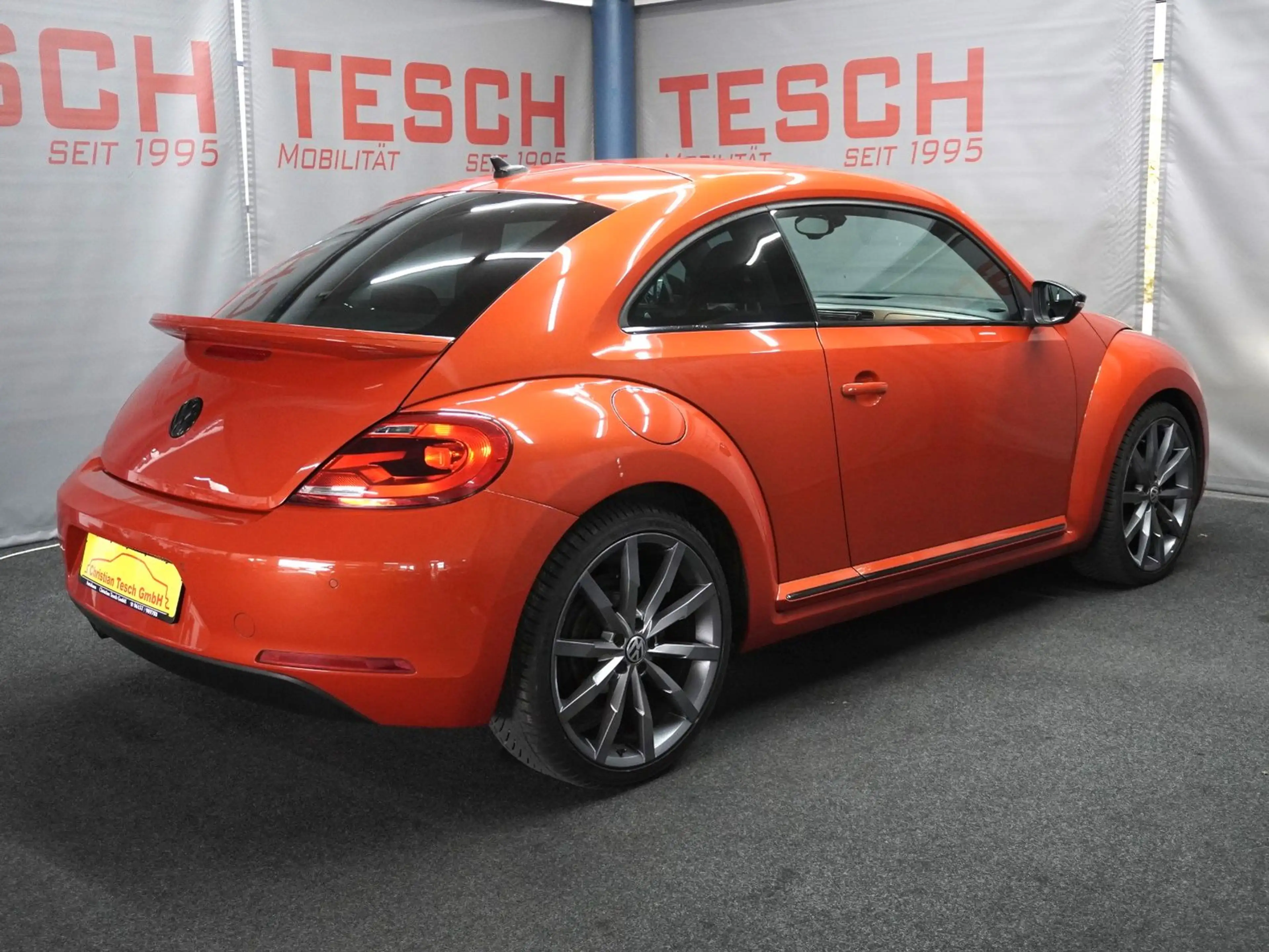 Volkswagen Beetle Lim. 2.0TDI DSG Club | BIXENON | NAVI | — photo 5