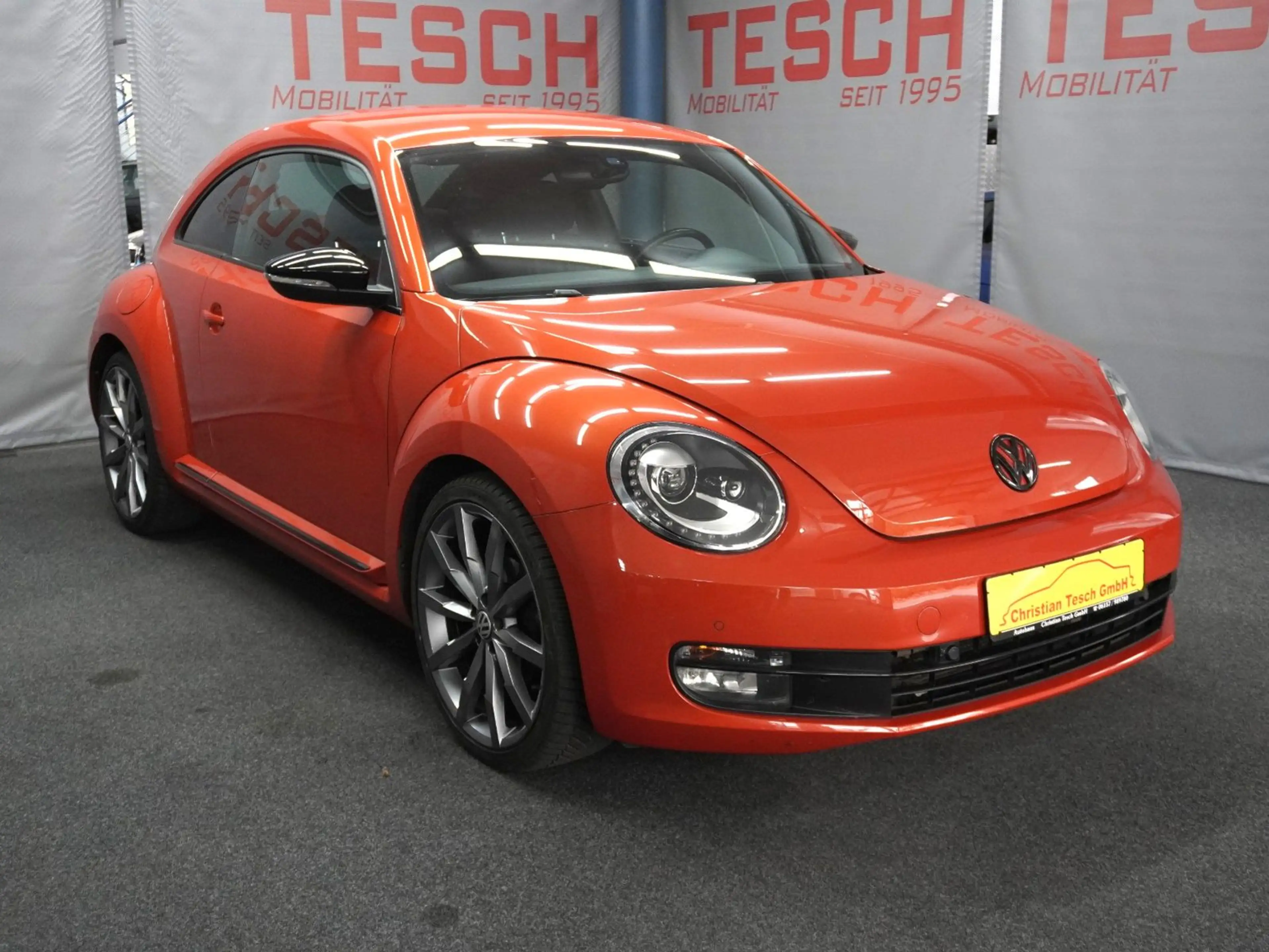 Volkswagen Beetle Lim. 2.0TDI DSG Club | BIXENON | NAVI | — photo 4