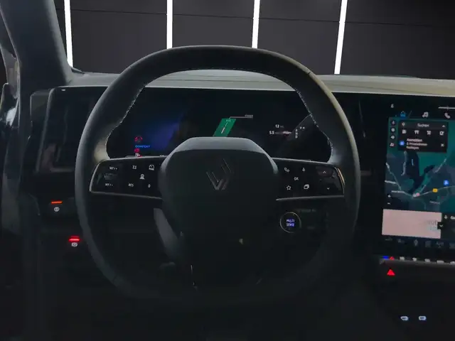 Renault Rafale view 13